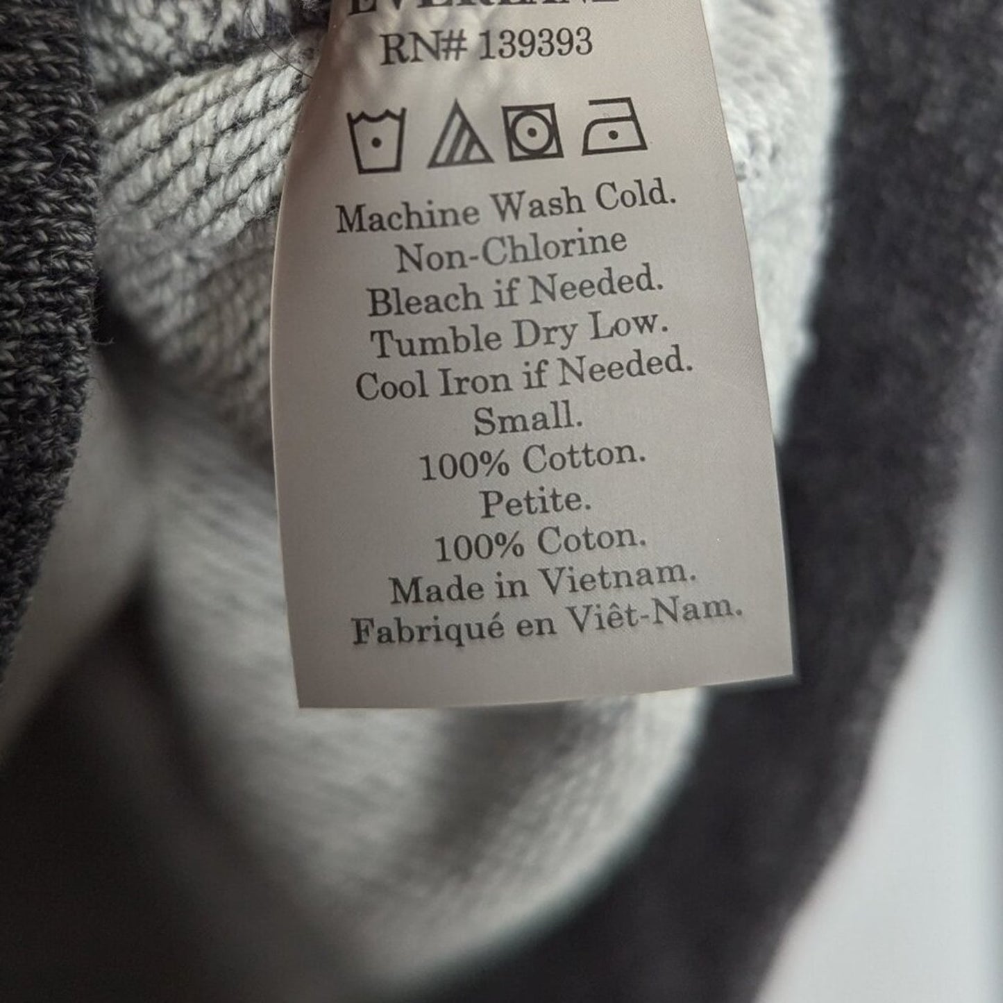 Everlane Gray Wide Neck Raw Edge Long Sleeve Top Boxy Casual Loungewear Size S