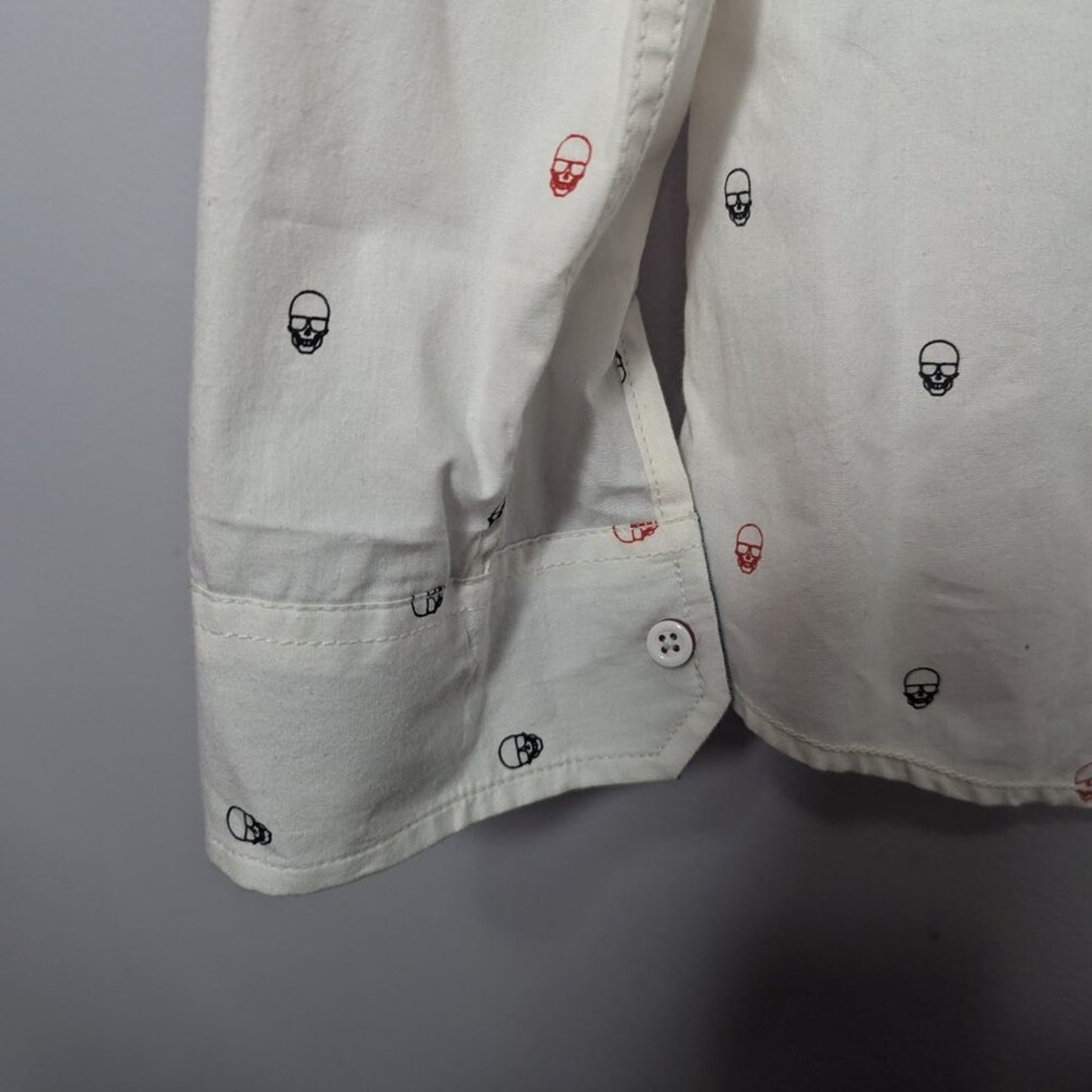 Drill Clothing Company White Button Up Shirt Skull With Sunglasses Pattern NWT