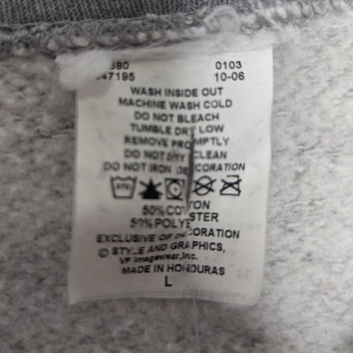 Upcycled Vintage Gray Liberal Snowflake Holiday Sweatshirt Teddy Bears Crewneck