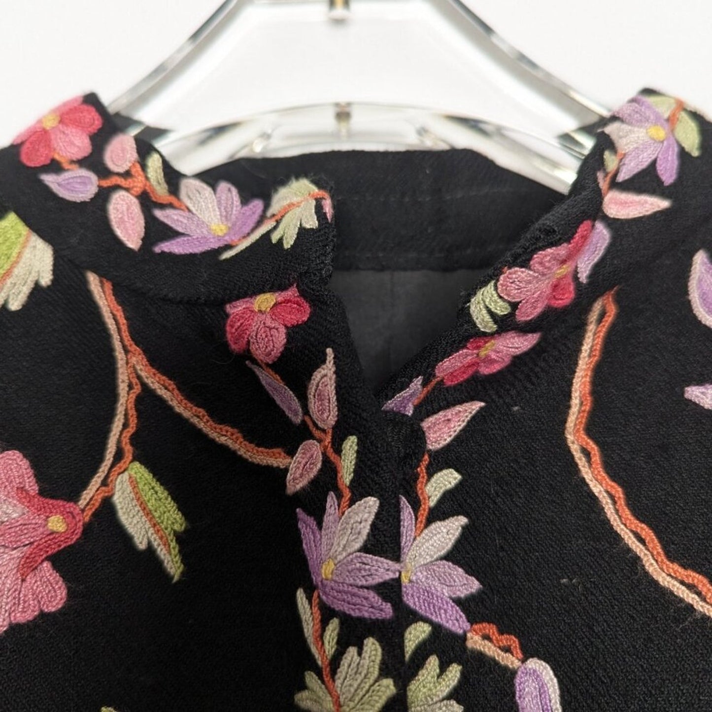 Vintage Black Long Sleeve Floral Embroidered Button Up Jacket Mandarin Collar