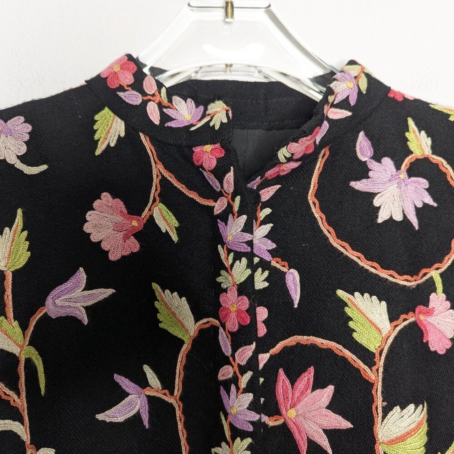 Vintage Black Long Sleeve Floral Embroidered Button Up Jacket Mandarin Collar