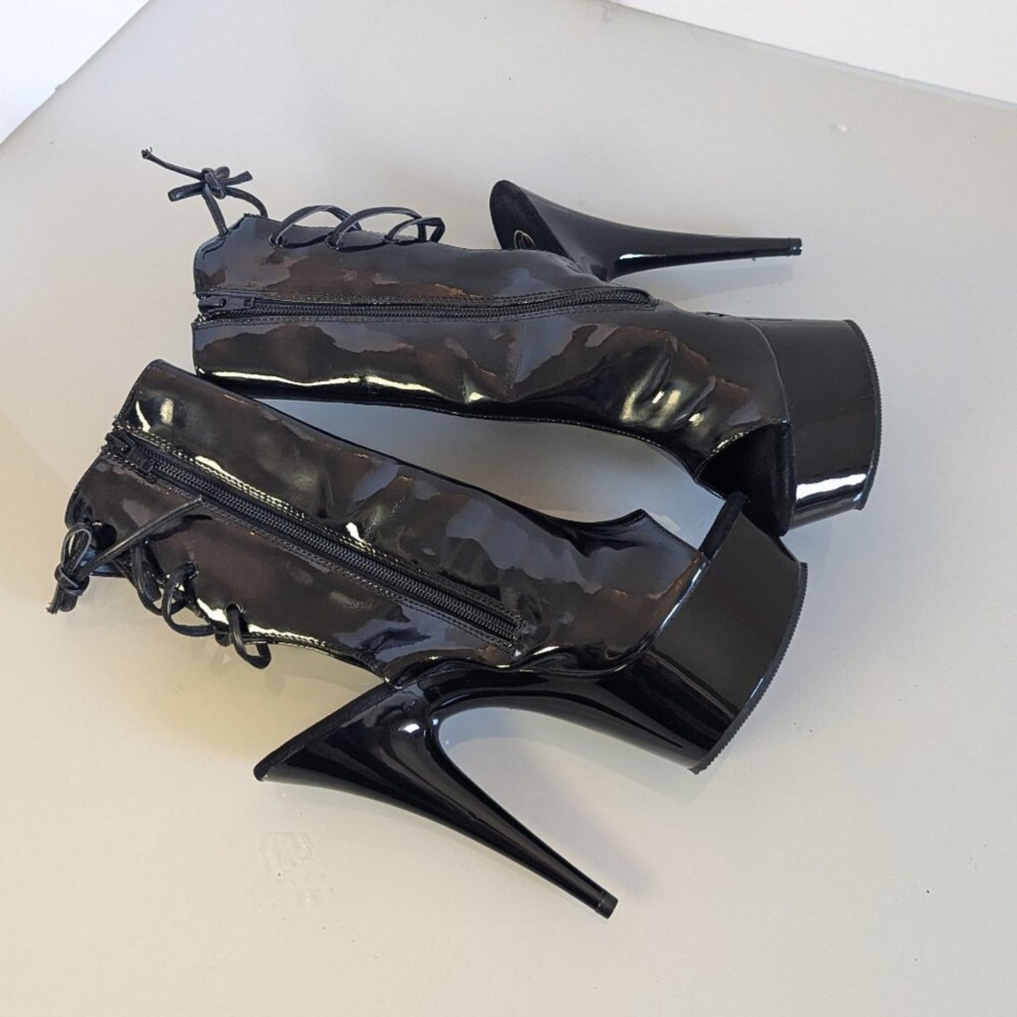 Y2K Pleaser Delight 1018 Black Patent Ankle Boot Platform Heels Peep Toe Size 8