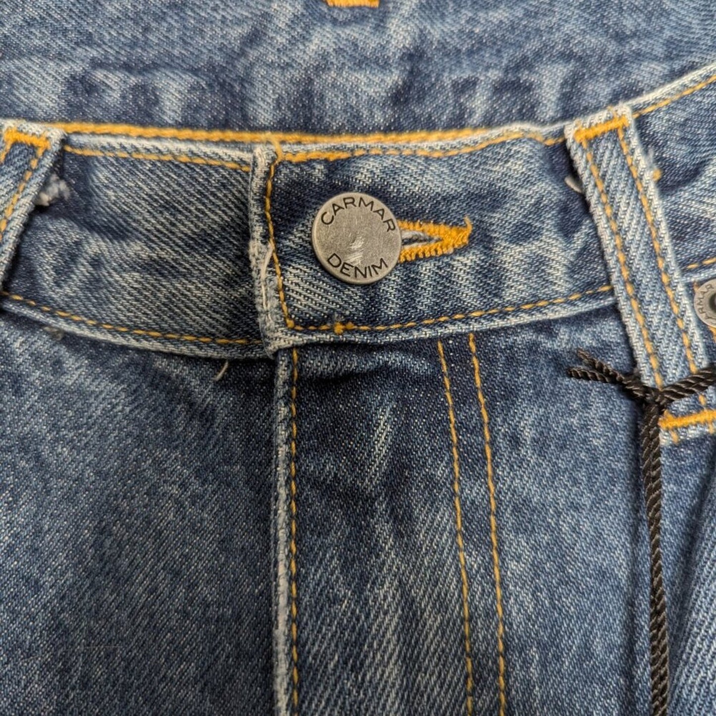 Carmar Blue Denim High Rise Straight Leg Distressed Ursula Jeans Size 29 NWT