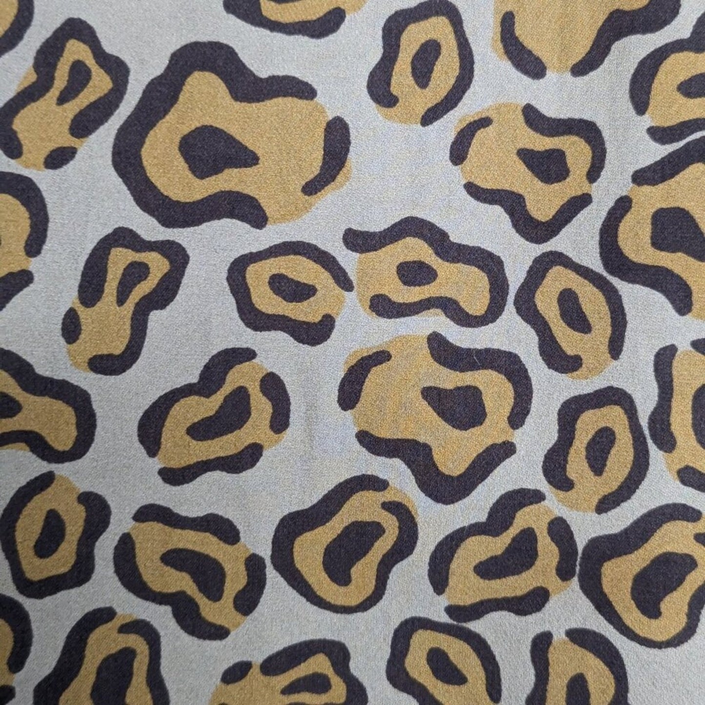 Tucker NYC Tan Long Sleeve Silk Leopard Print Blouse Flowy Boho Size M