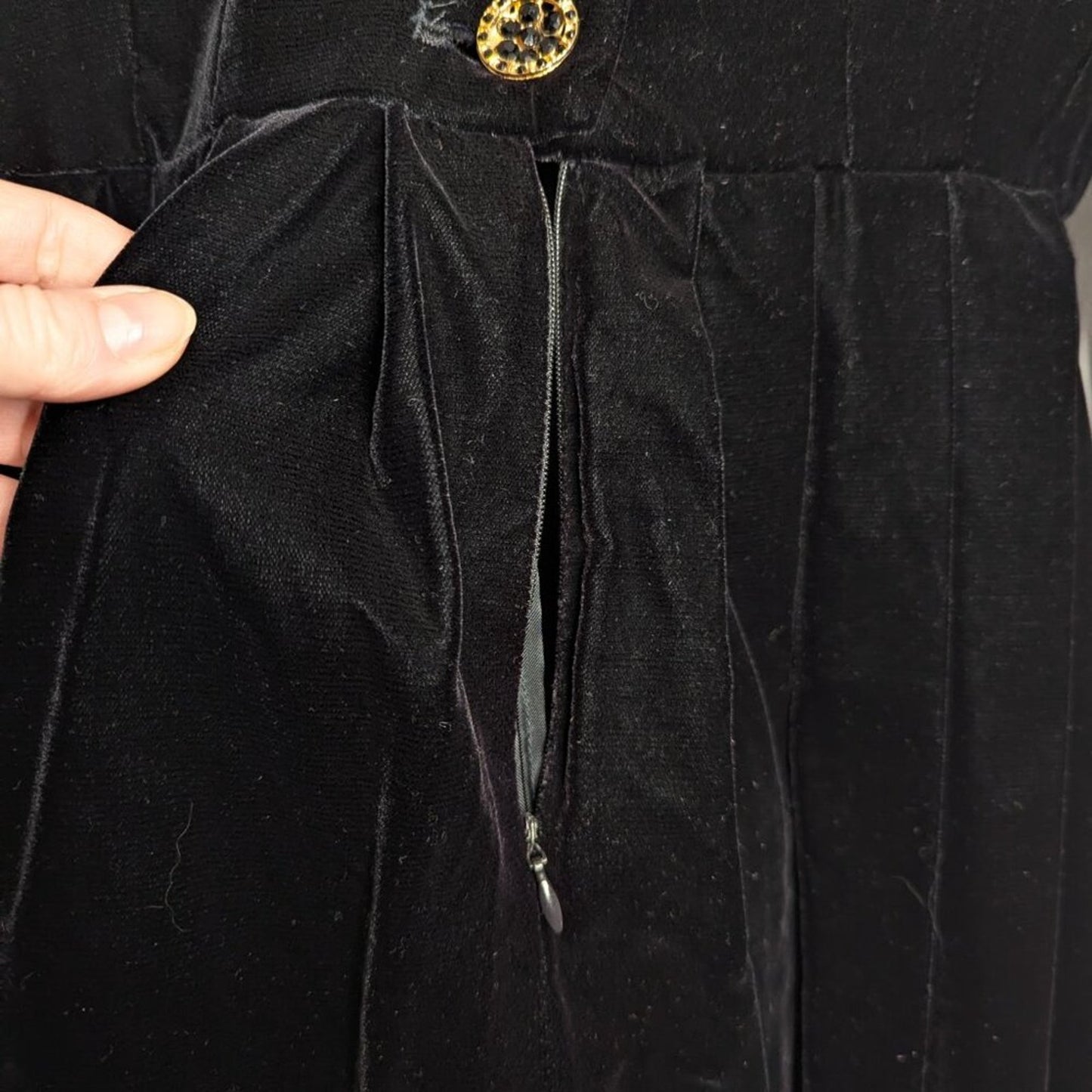 Be Art By Esquire Vintage 90's Black Velvet Wednesday Adams Style Dress Collared