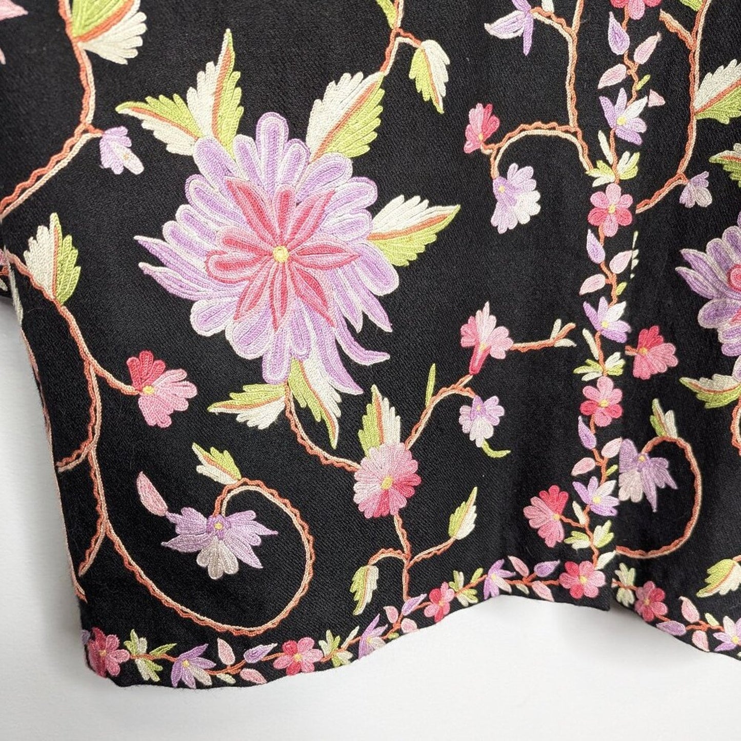 Vintage Black Long Sleeve Floral Embroidered Button Up Jacket Mandarin Collar