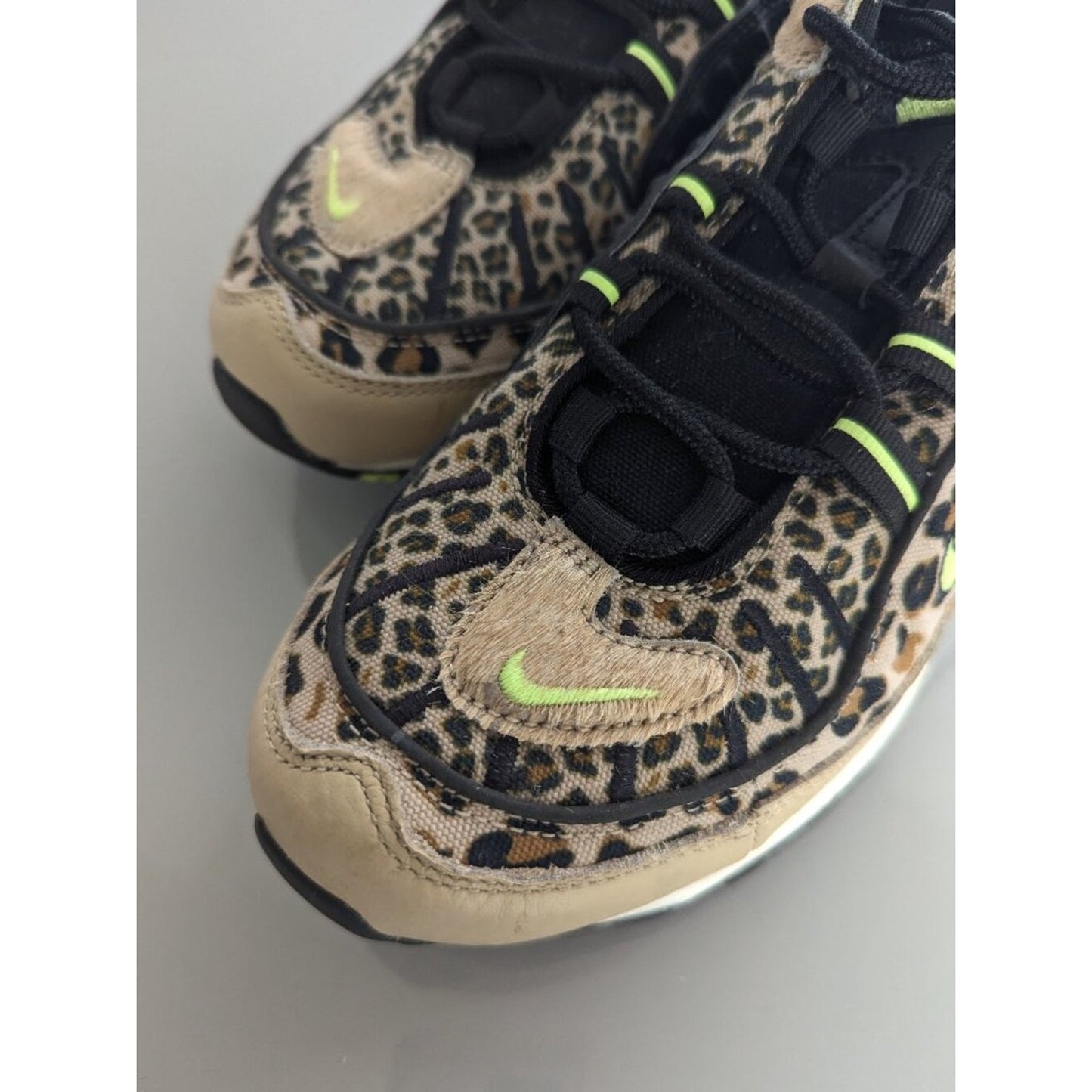 Nike Air Max 98 Animal Pack Tan Leopard Print Sneakers Size 7.5 Neon Trim