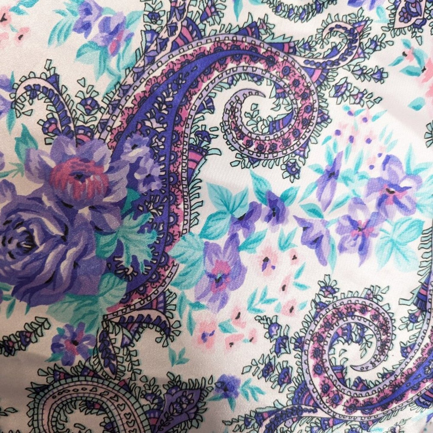 Vintage 80's Purple Floral Paisley Long Sleeve Tie Waist Robe Satin Pockets