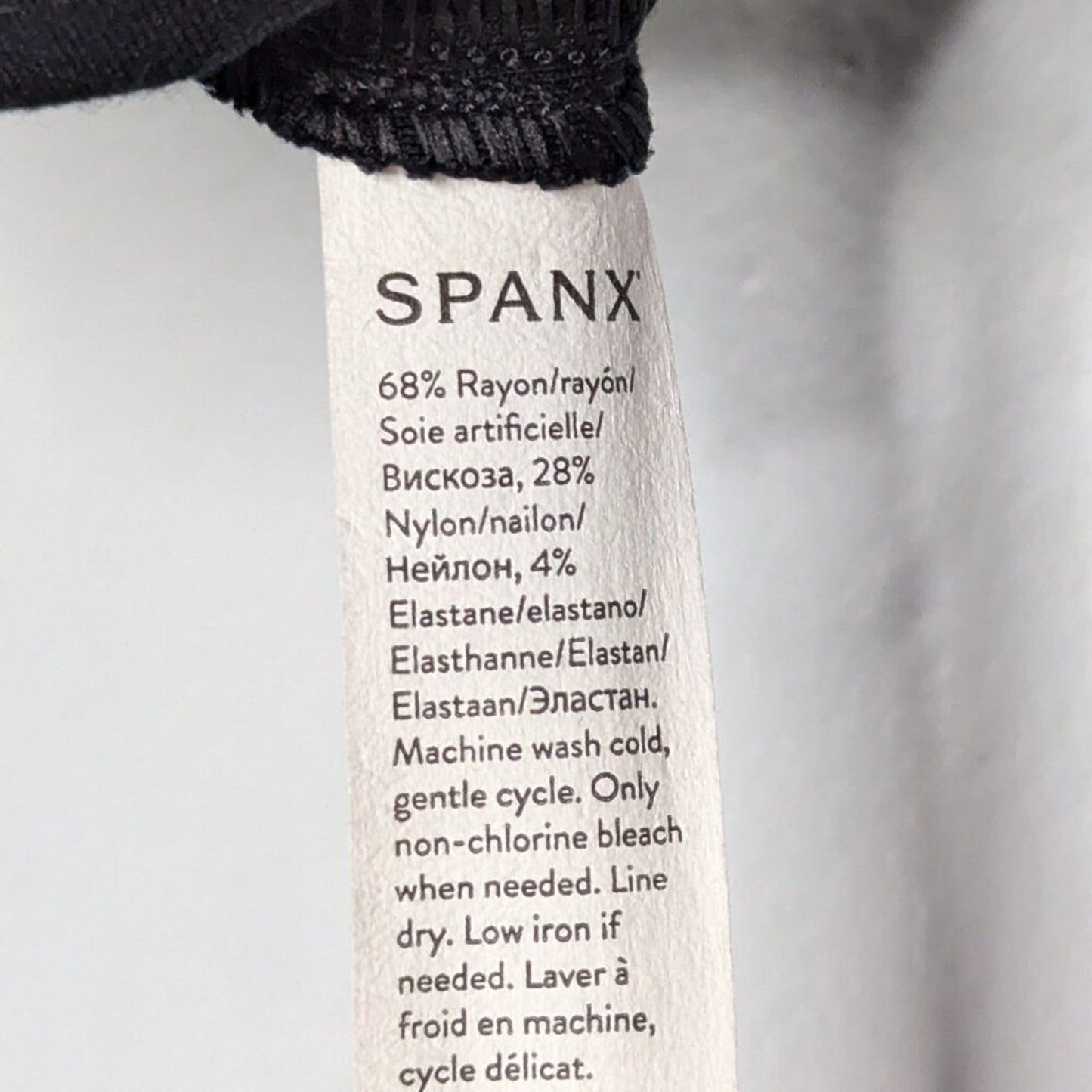 Spanx Black Stretch Slimming Pencil Skirt Double Back Slit Seam Detail Size S