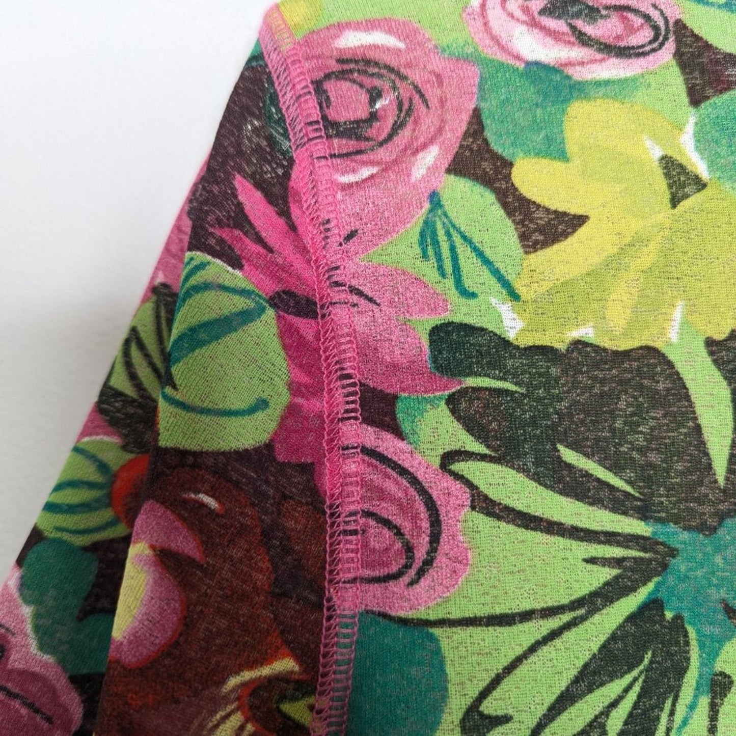 Vintage Y2k Pink Green Floral Print Short Sleeve Lightweight Crew Neck Top M