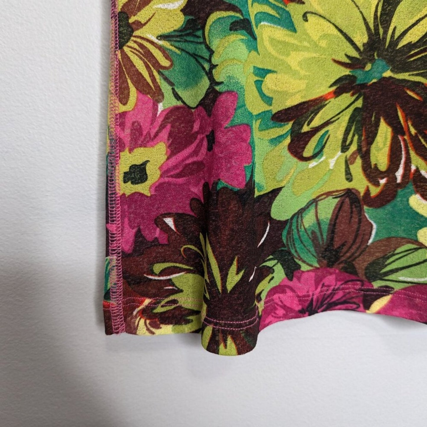 Vintage Y2k Pink Green Floral Print Short Sleeve Lightweight Crew Neck Top M