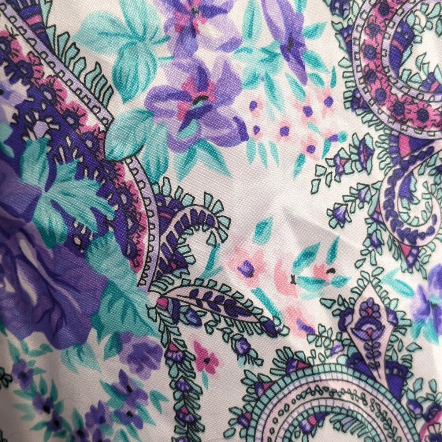 Vintage 80's Purple Floral Paisley Long Sleeve Tie Waist Robe Satin Pockets