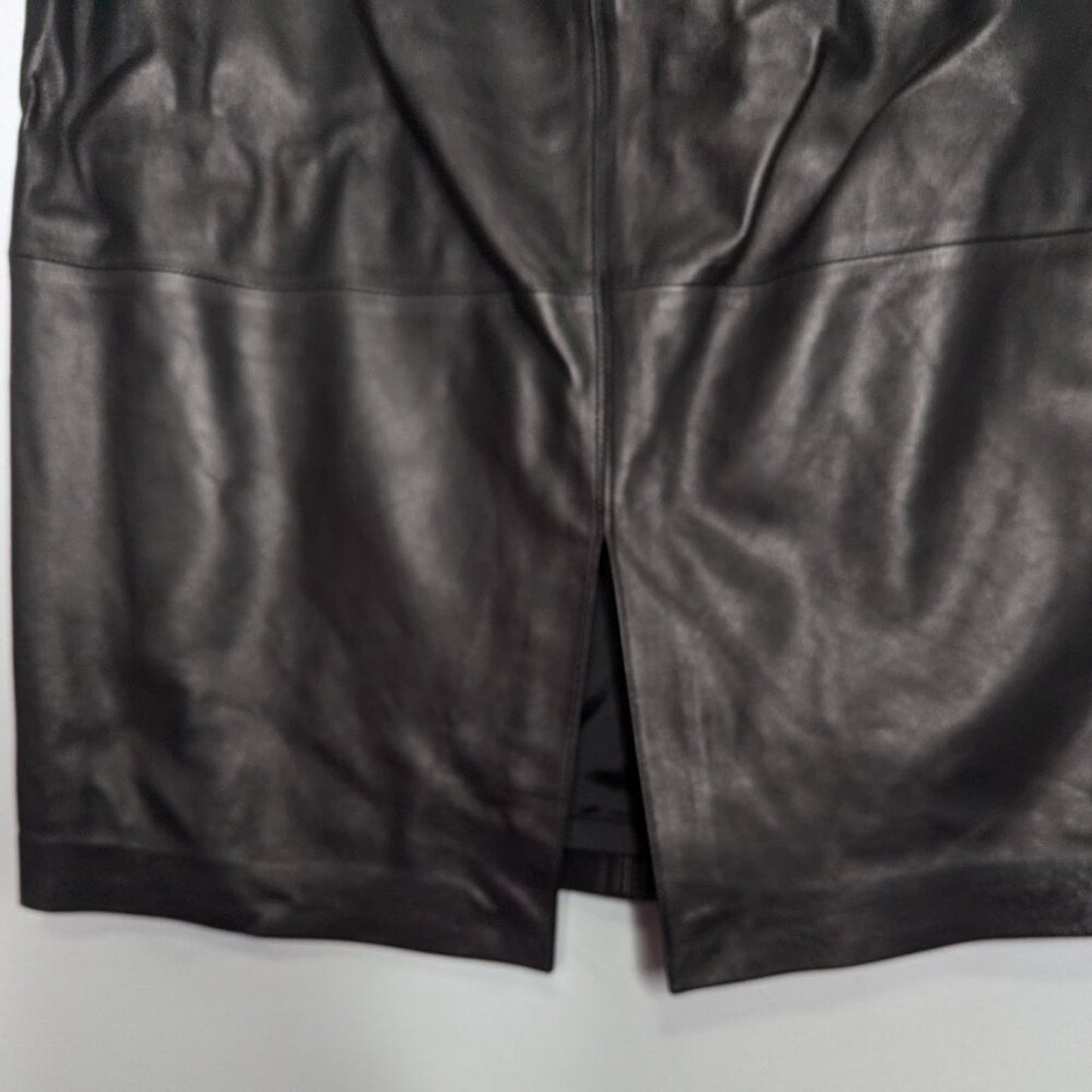 Ann Taylor Vintage Black Leather Pencil Mini Skirt Super Soft Back Slit Size 8
