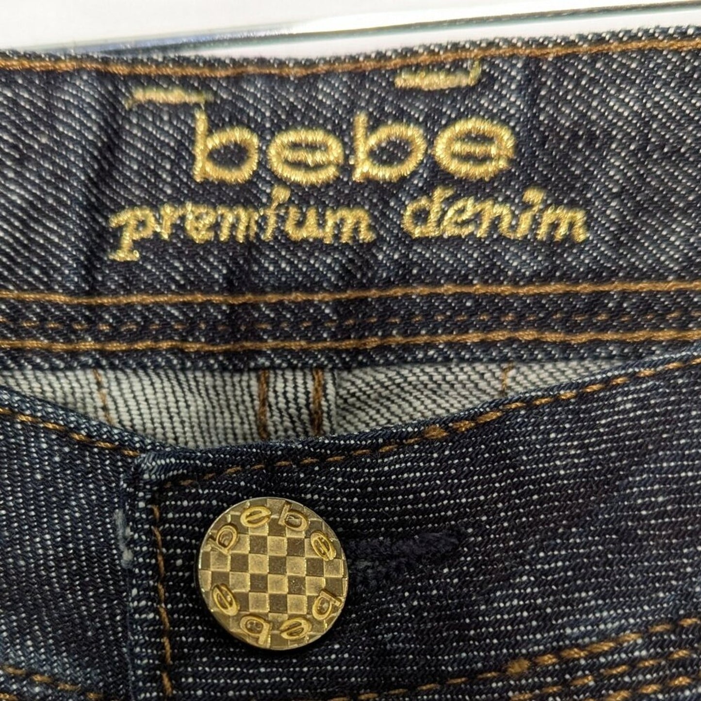 Bebe Vintage Y2K Blue Denim Charlotte Jeans Cosmo Star Embroidery Low Rise 31