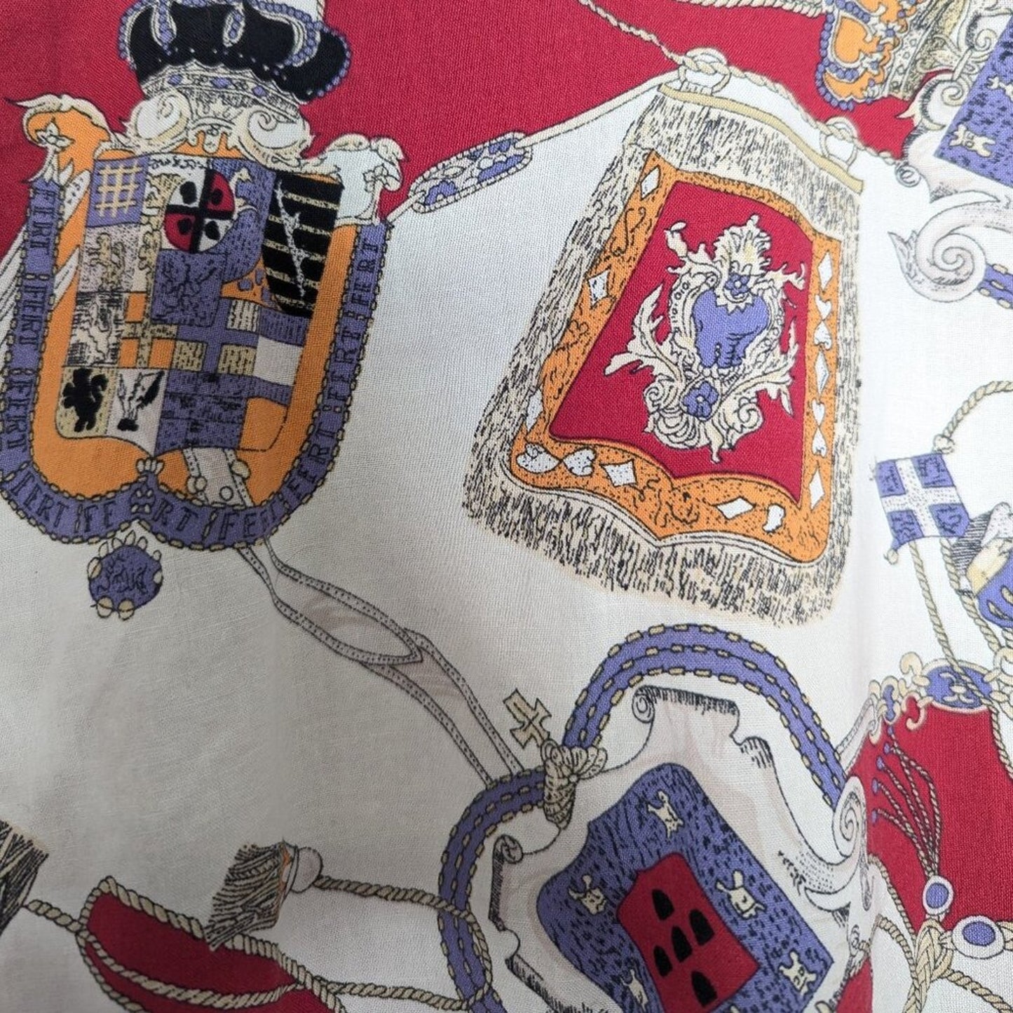 Vintage 90's Long Sleeve Royal Crest Shield Pattern Button Up Shirt White Pink
