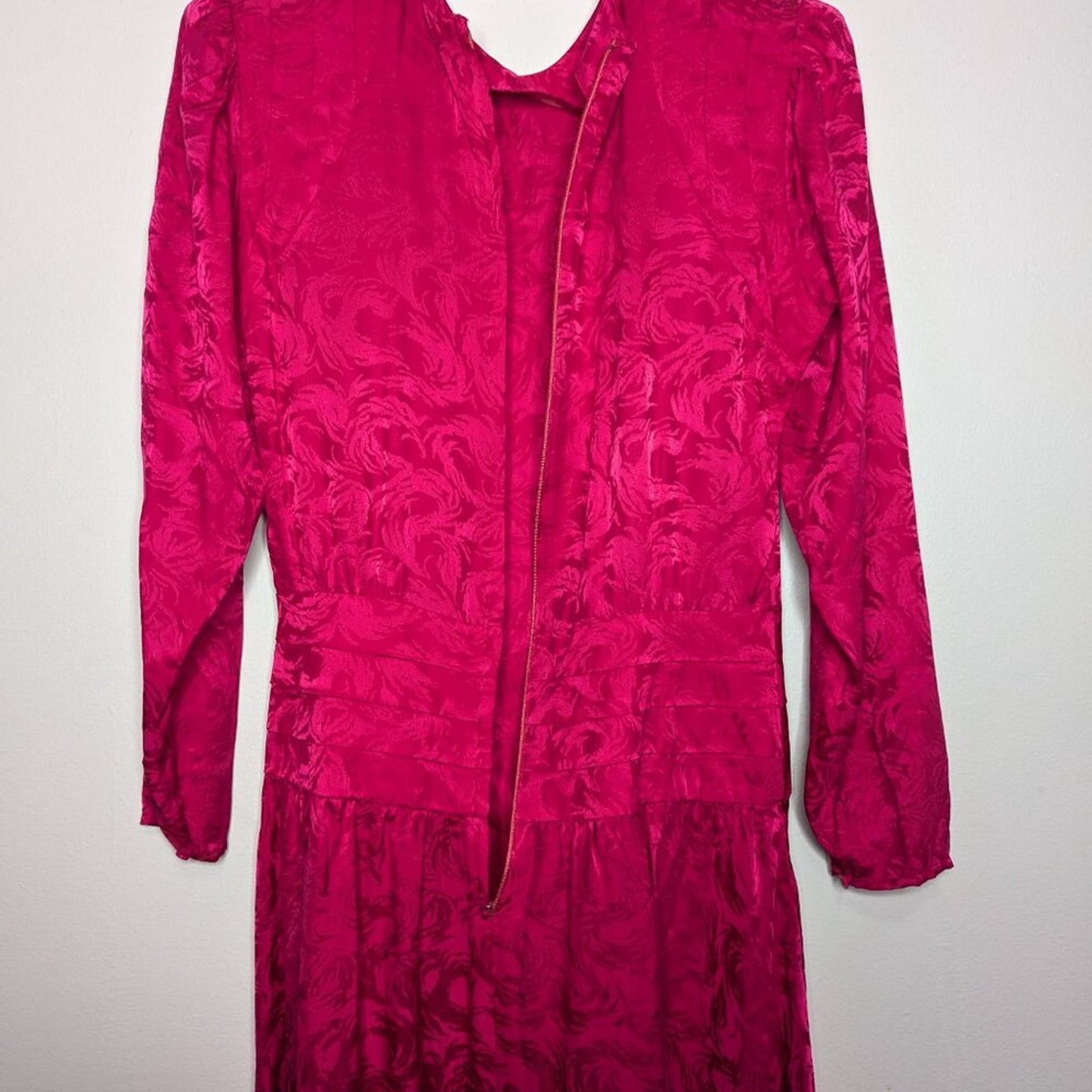Argenti Vintage 80's Pink Silk Dress Long Sleeve Swirl Pattern Waist Detail