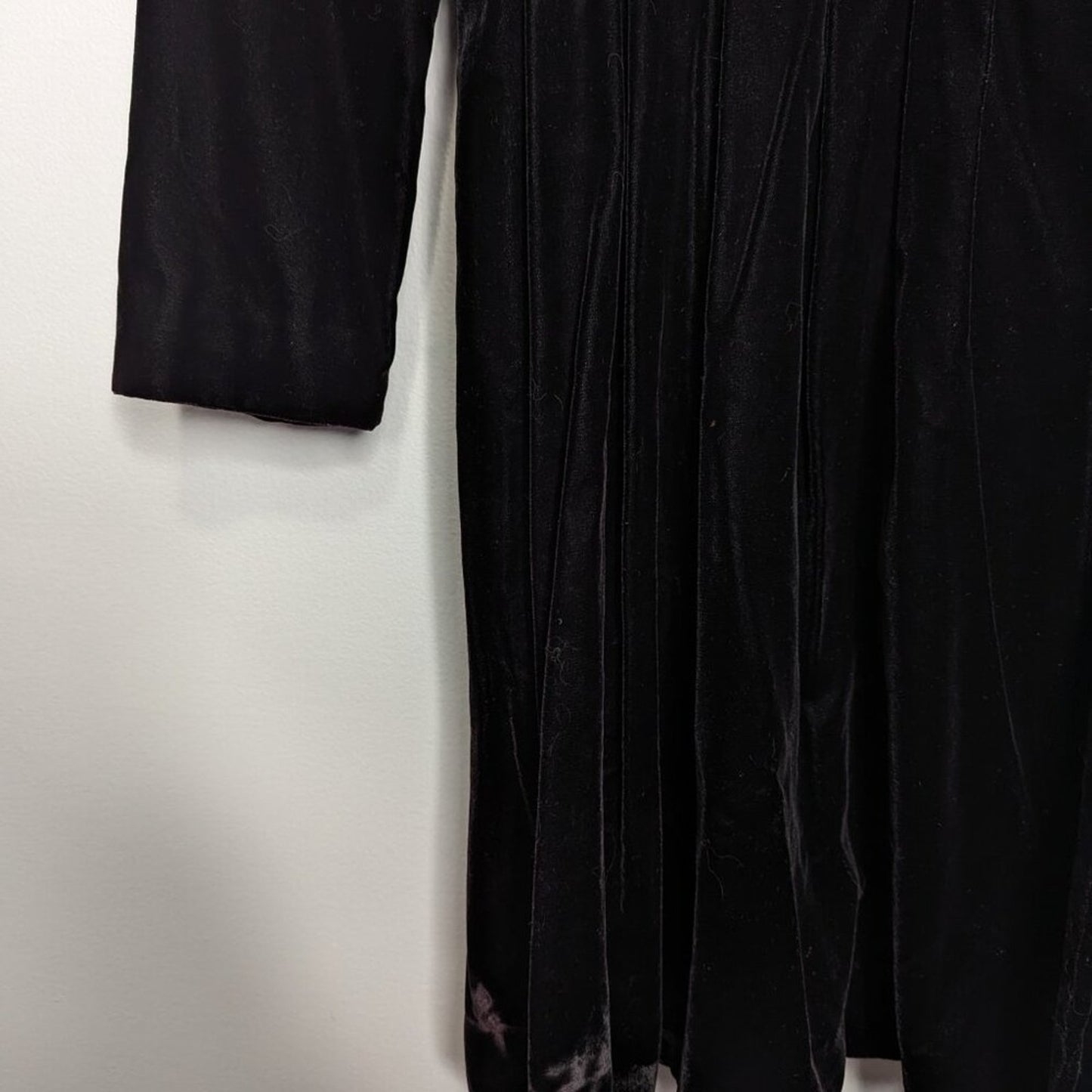 Be Art By Esquire Vintage 90's Black Velvet Wednesday Adams Style Dress Collared