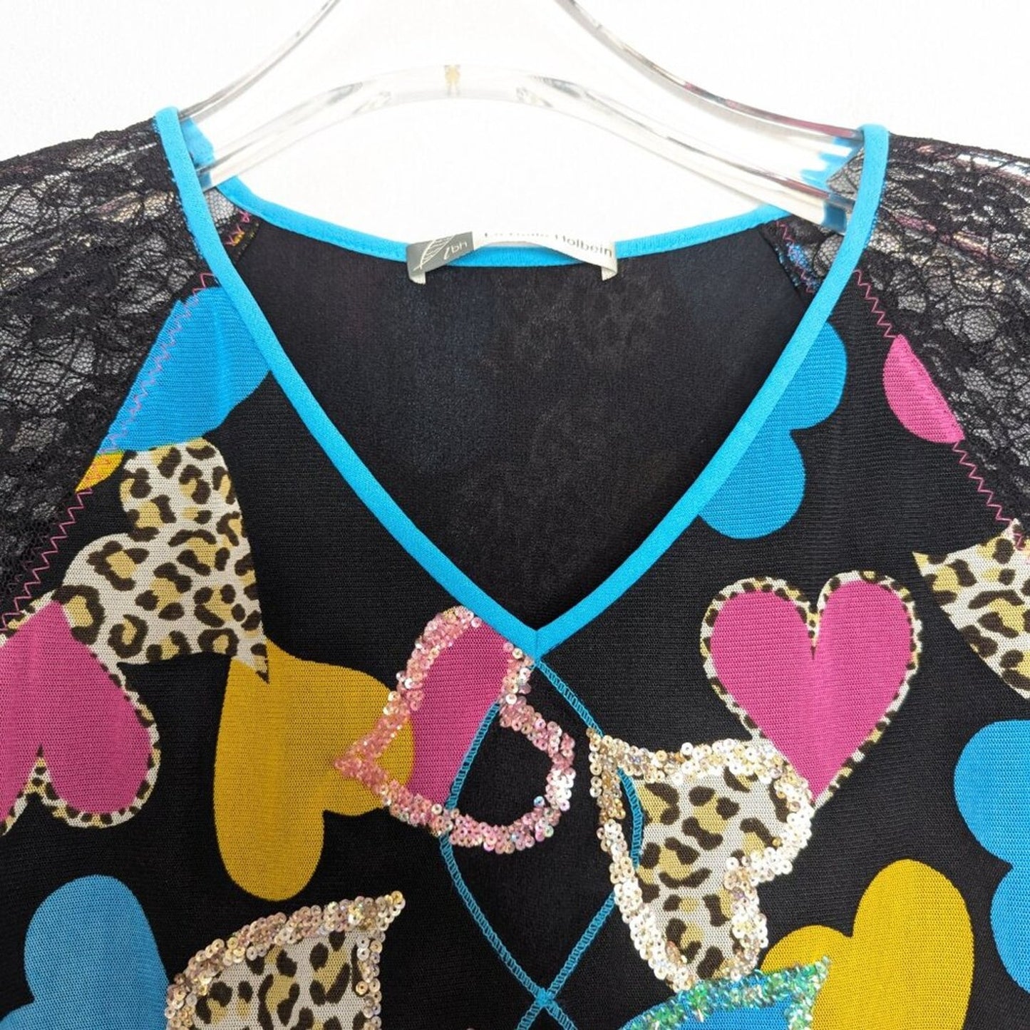 Vintage Y2K Heart Print Short Sleeve V-Neck Shirt Sequins Leopard Print Pink