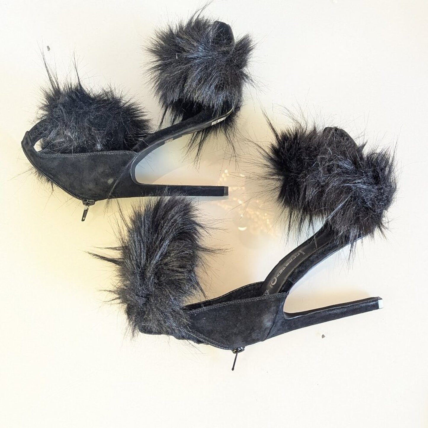 Jeffrey Campbell Black Faux Fur Cookie Heels Open Toe Stiletto Fuzzy Y2K 7.5