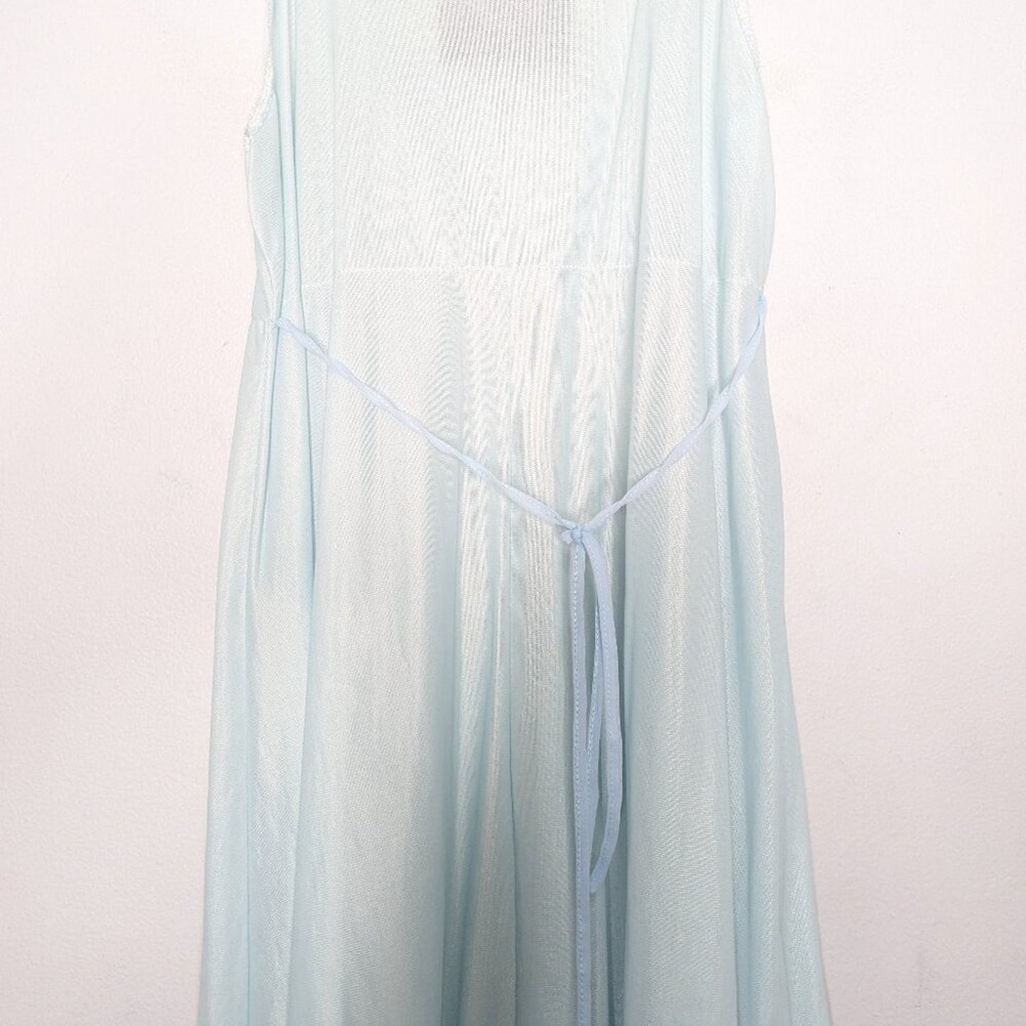 Vintage 1960's Baby Blue Sleeveless V-Neck Maxi Nightgown Floral Daisy Lace Trim