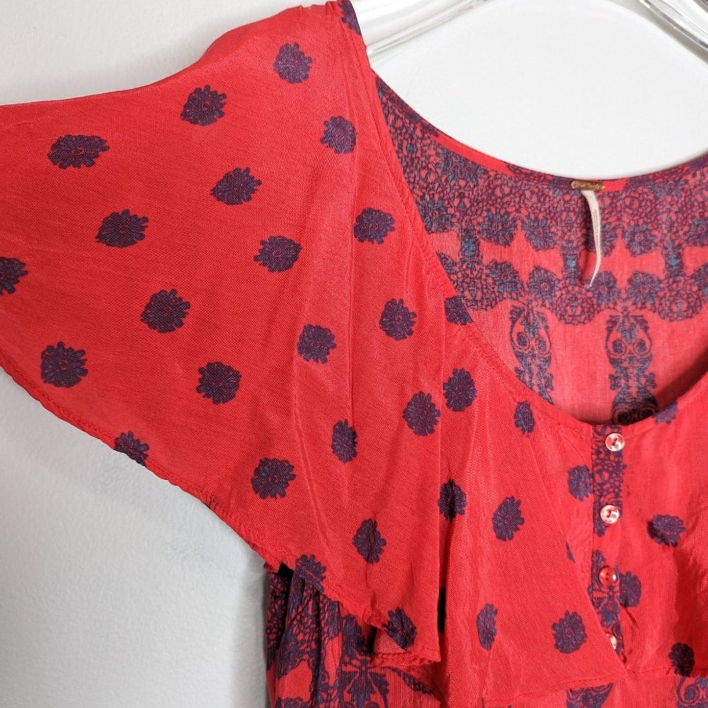 Free People Red Ruffle Neck Blouse Buttons Short Flutter Sleeve Size S
