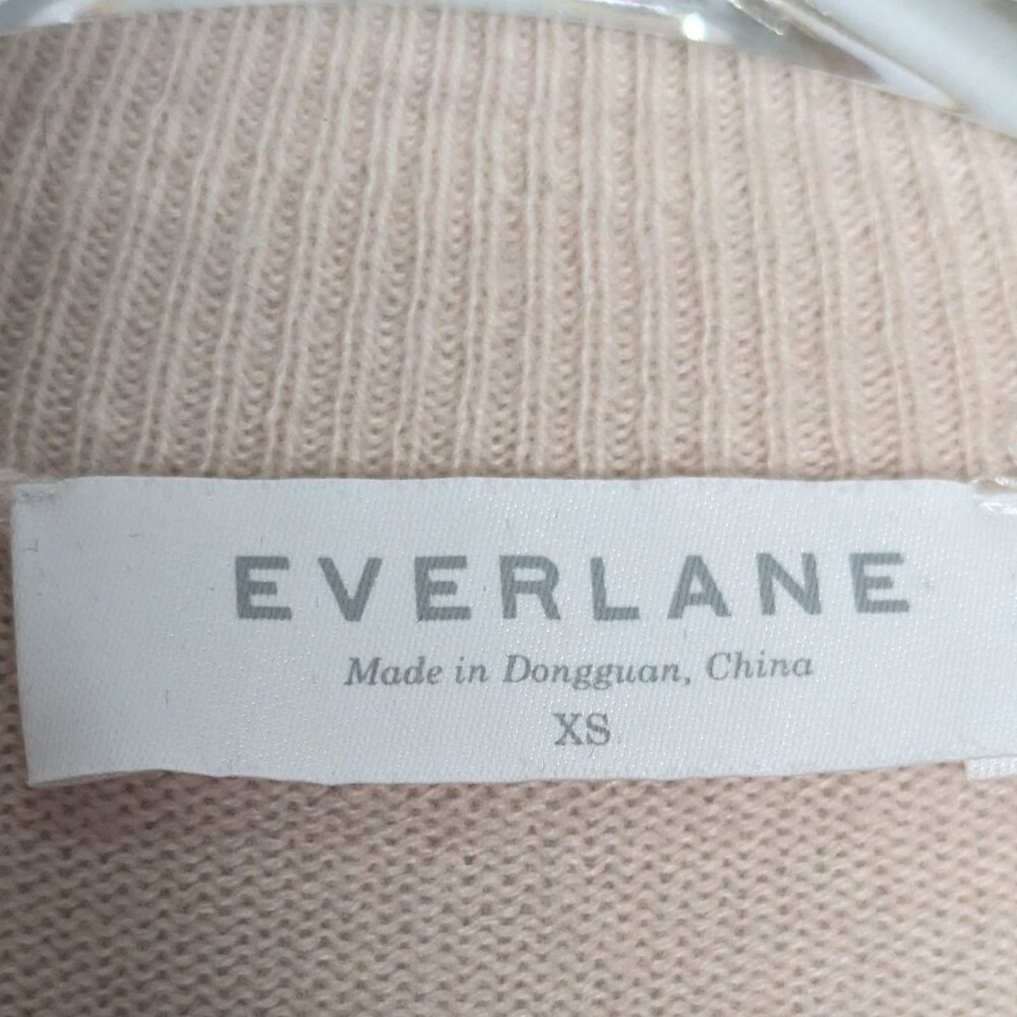 Everlane The Cashmere Crop Mock Neck Sweater Pale Peach Long Sleeve Size XS