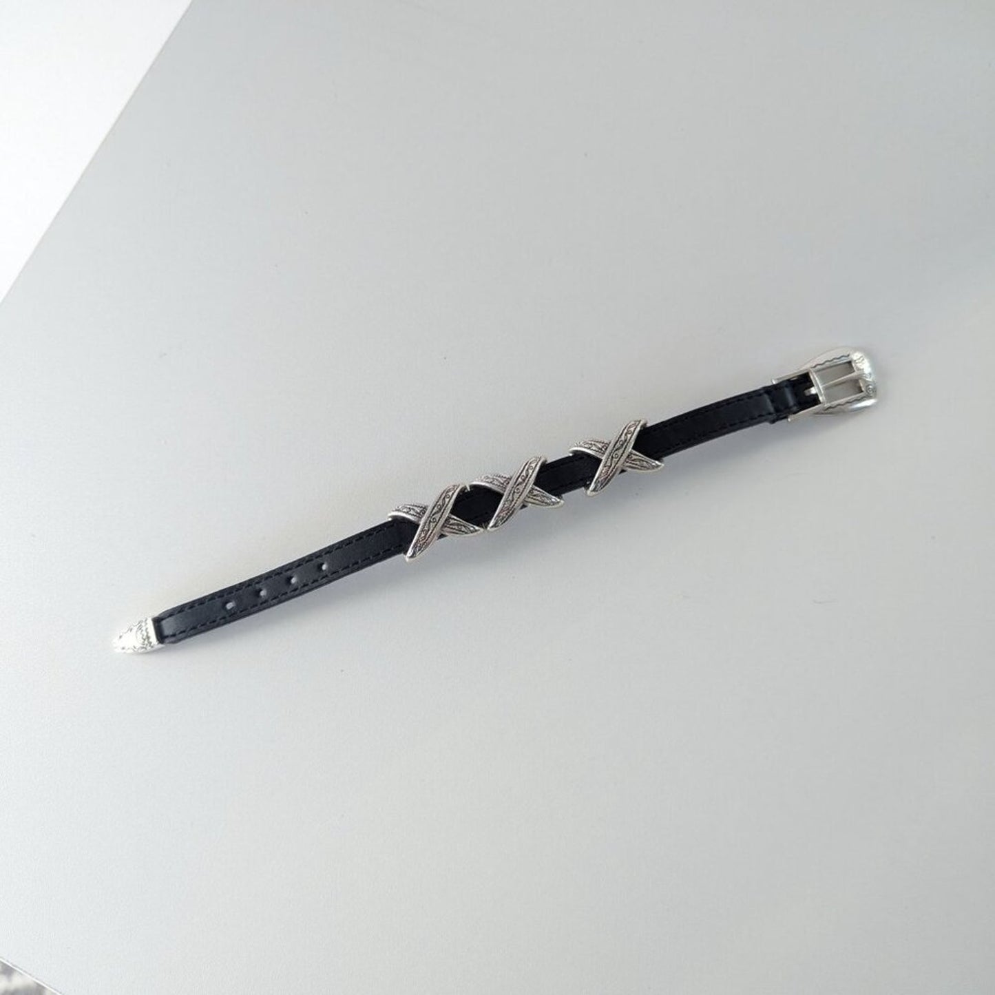 Brighton Black Kriss Kross Etched Bandit Bracelet Leather Adjustable Buckle