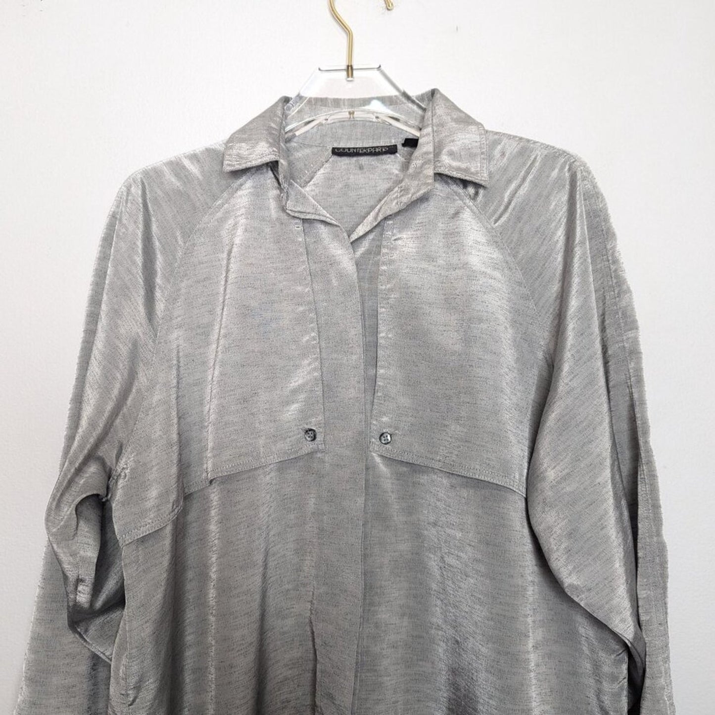 Counterparts Vintage Silver Metallic Long Sleeve Button Up Collared Shirt Size 6