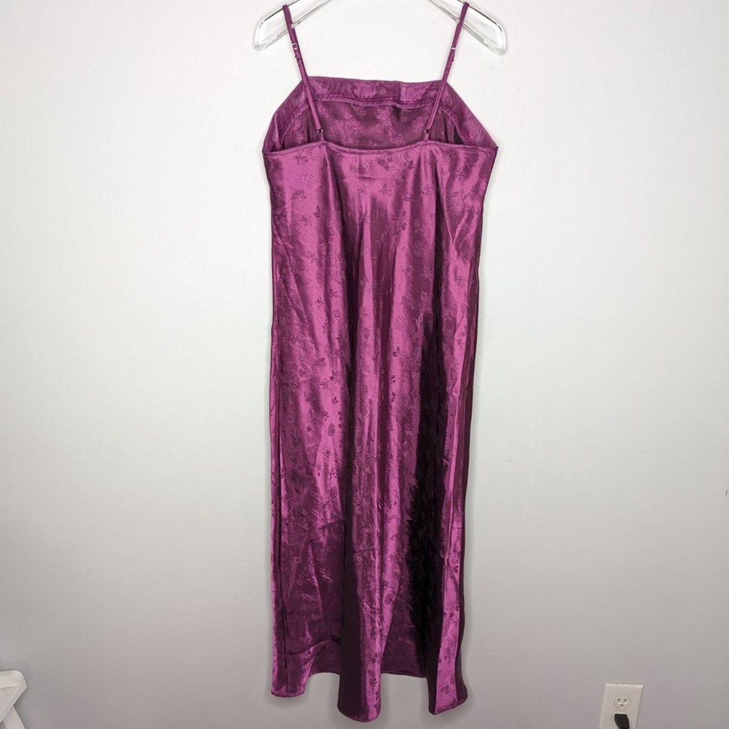 Vintage Jaclyn Smith Studio Purple Satin Floral Print Slip Dress Nightgown M