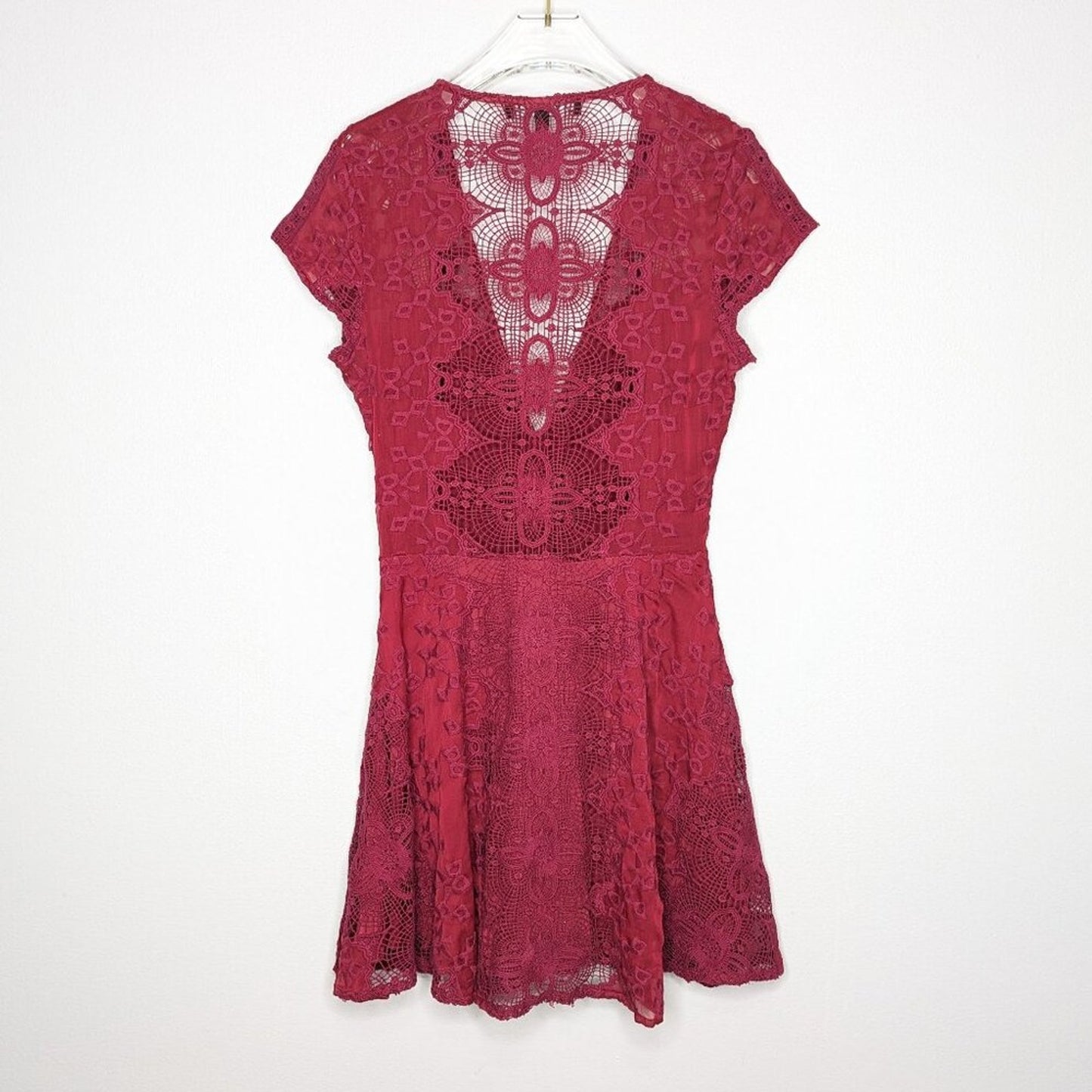 For Love And Lemons Burgundy Sienna Mini Dress Deep V-Neck Short Sleeve Lace M