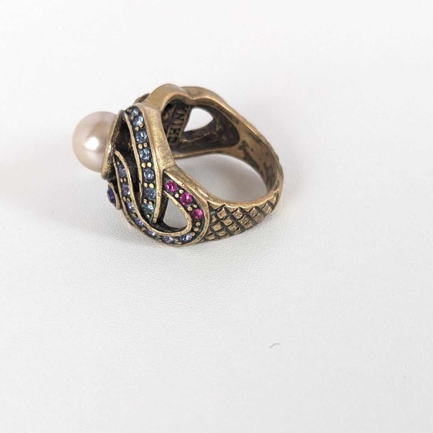 Vintage Heidi Daus Faux Pearl Amethyst Crystal Cocktail Ring Size 7