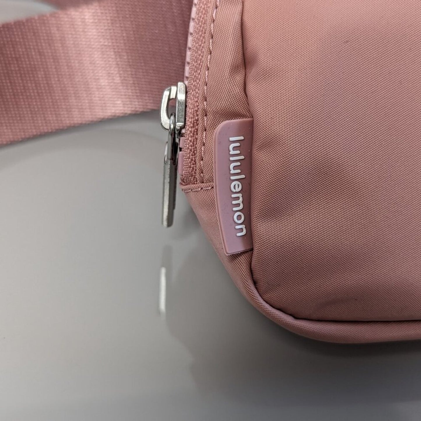 Lululemon Pink Pastel Everywhere Belt Bag Zip Up Adjustable Everyday Bag Pockets