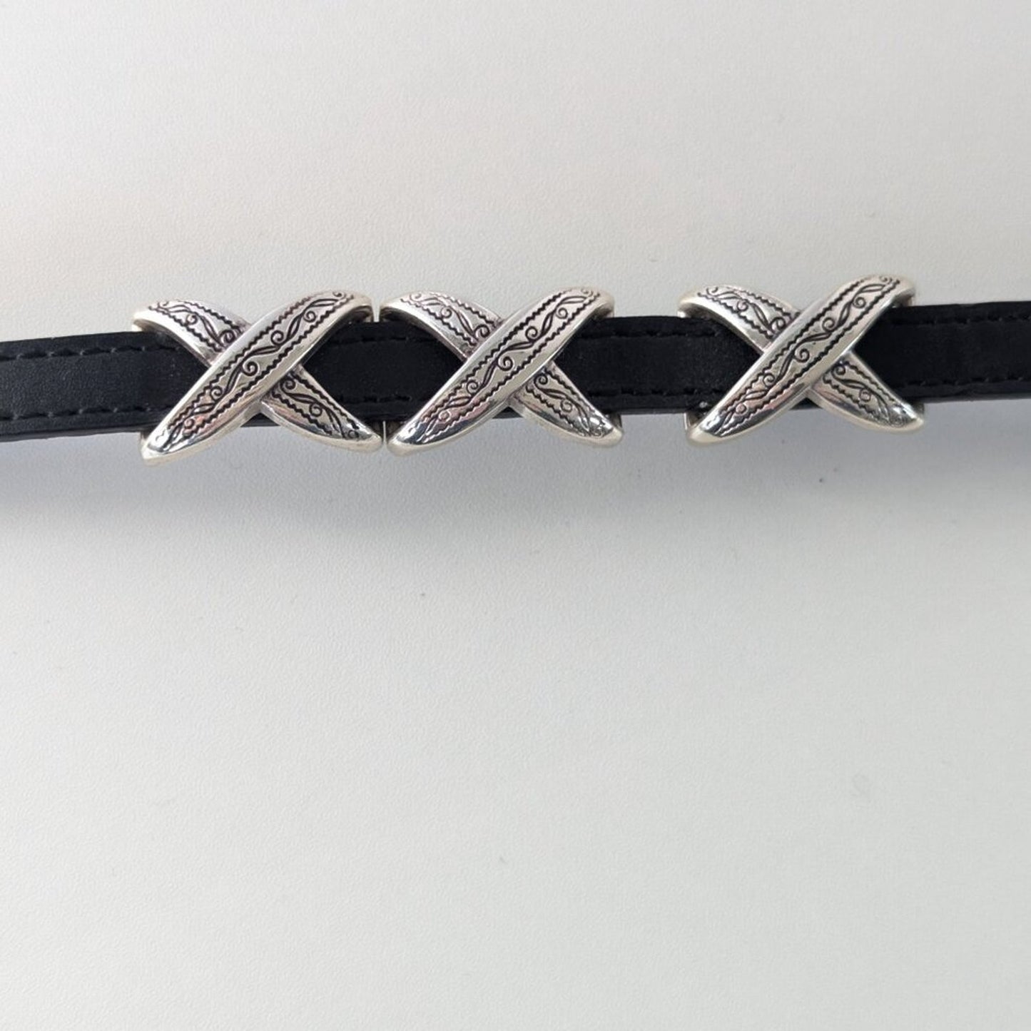 Brighton Black Kriss Kross Etched Bandit Bracelet Leather Adjustable Buckle