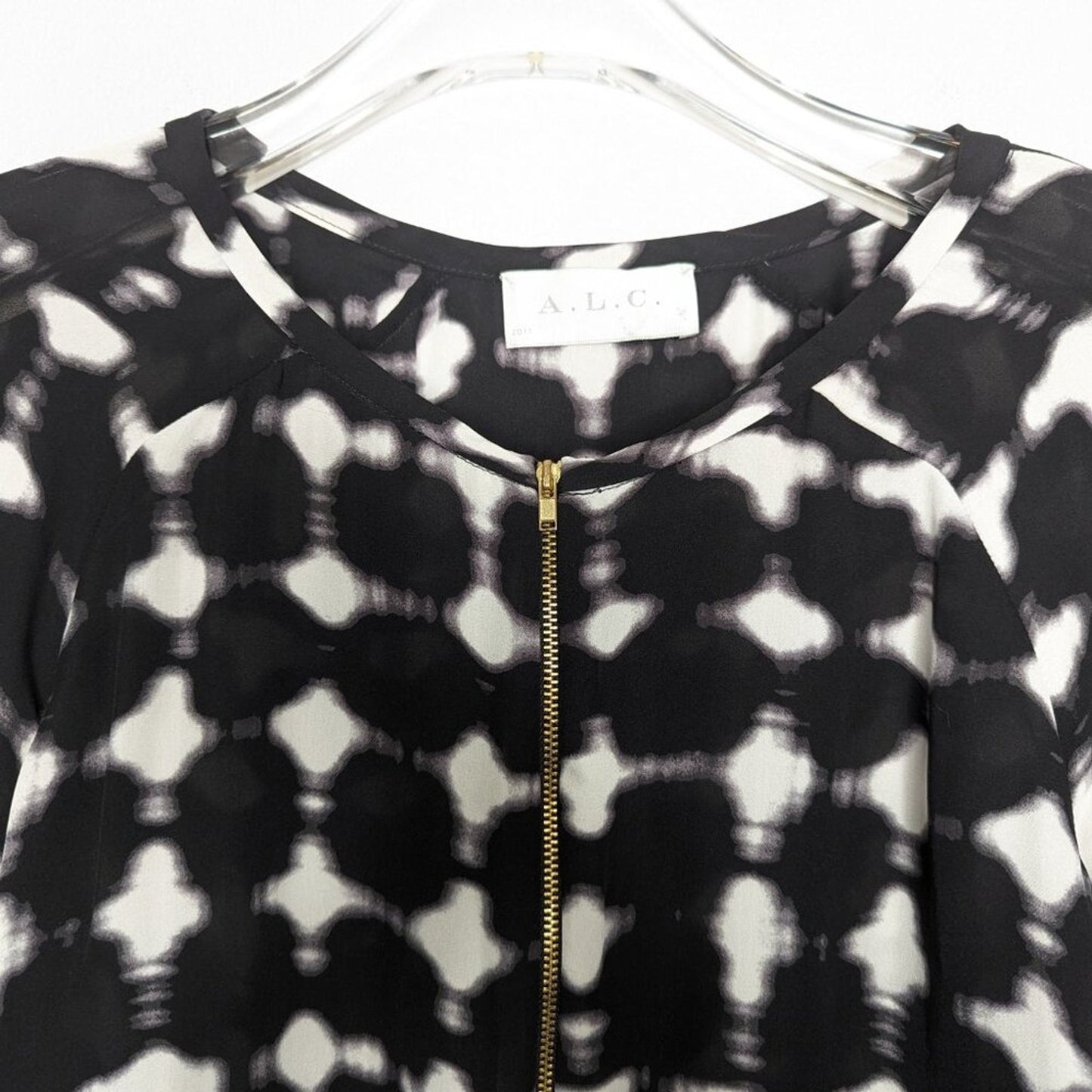 ALC Black White Tie Dyed Long Sleeve Silk Top Zip Neck Cotton Trim Size XS