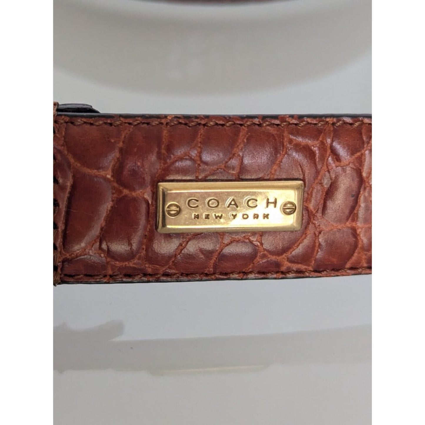 Coach Vintage Brown Crocodile Embossed Leather Belt Leather Buckle Medium