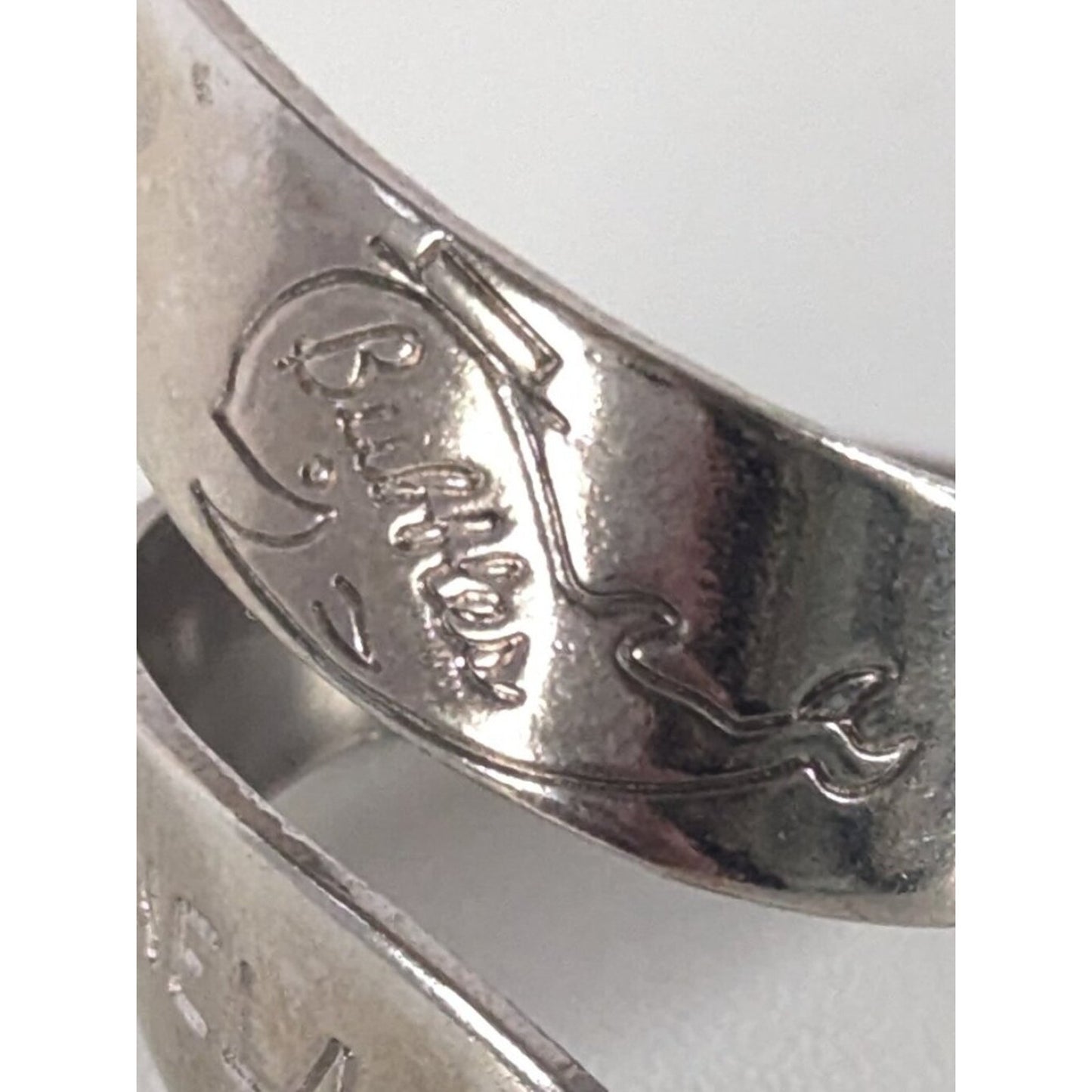 Vintage "Bubbles the Whale" Marineland Silver-Tone Adjustable Souvenir Ring