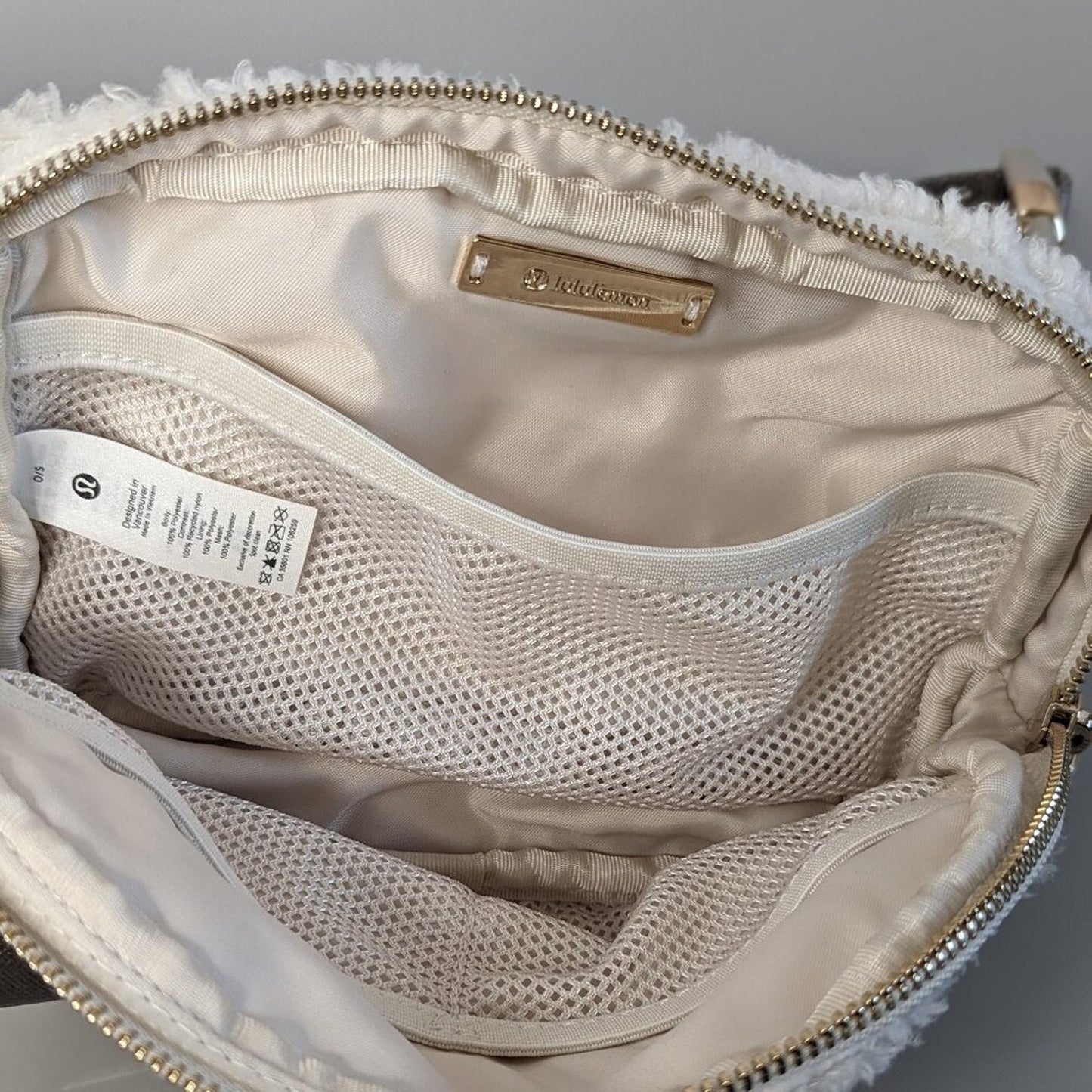 Lululemon Light Ivory Everywhere Fleece Belt Bag Adjustable Sherpa Zip Close