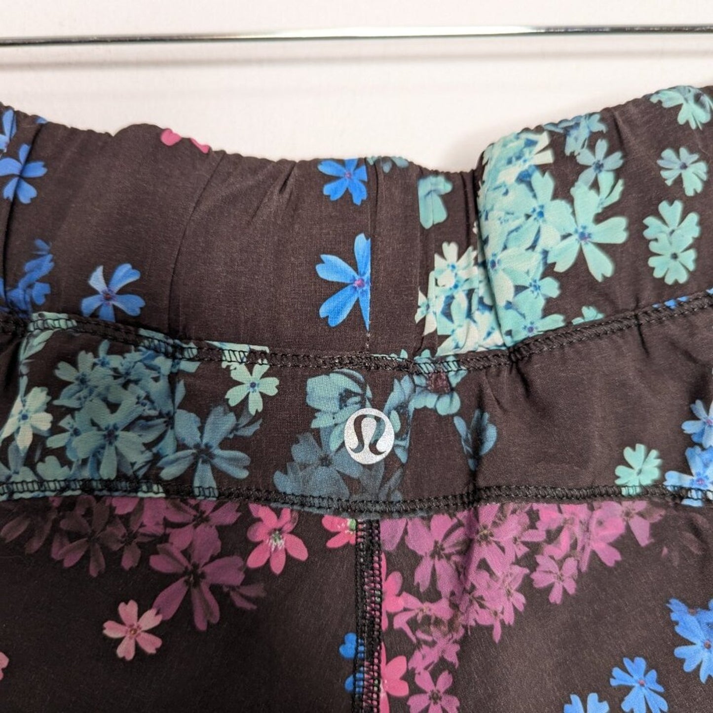 Lululemon In A Flash Shorts Petal Pop Floral Print Black Blue Pink Hidden Pocket