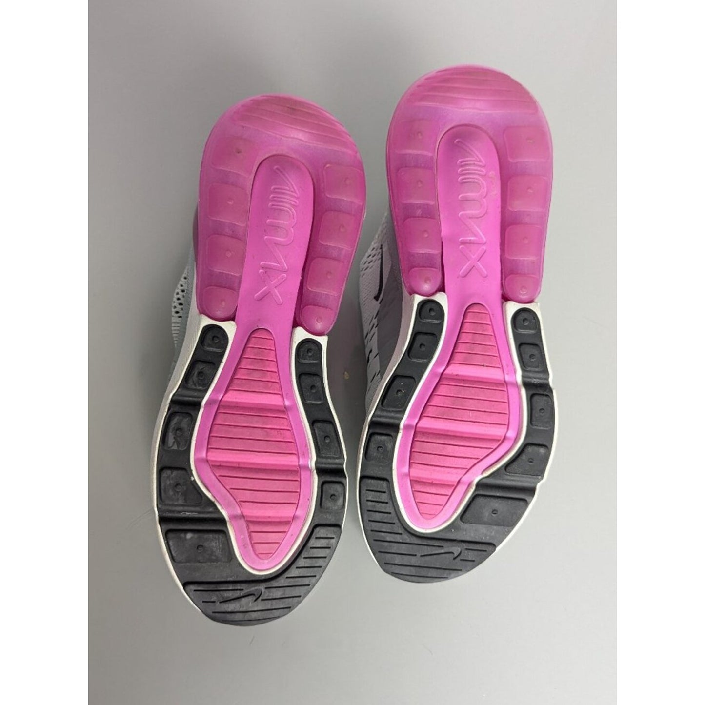 Nike Air Max 270 Barely Gray Fuschia Sneaker Size 7.5 Comfort Stretch Running