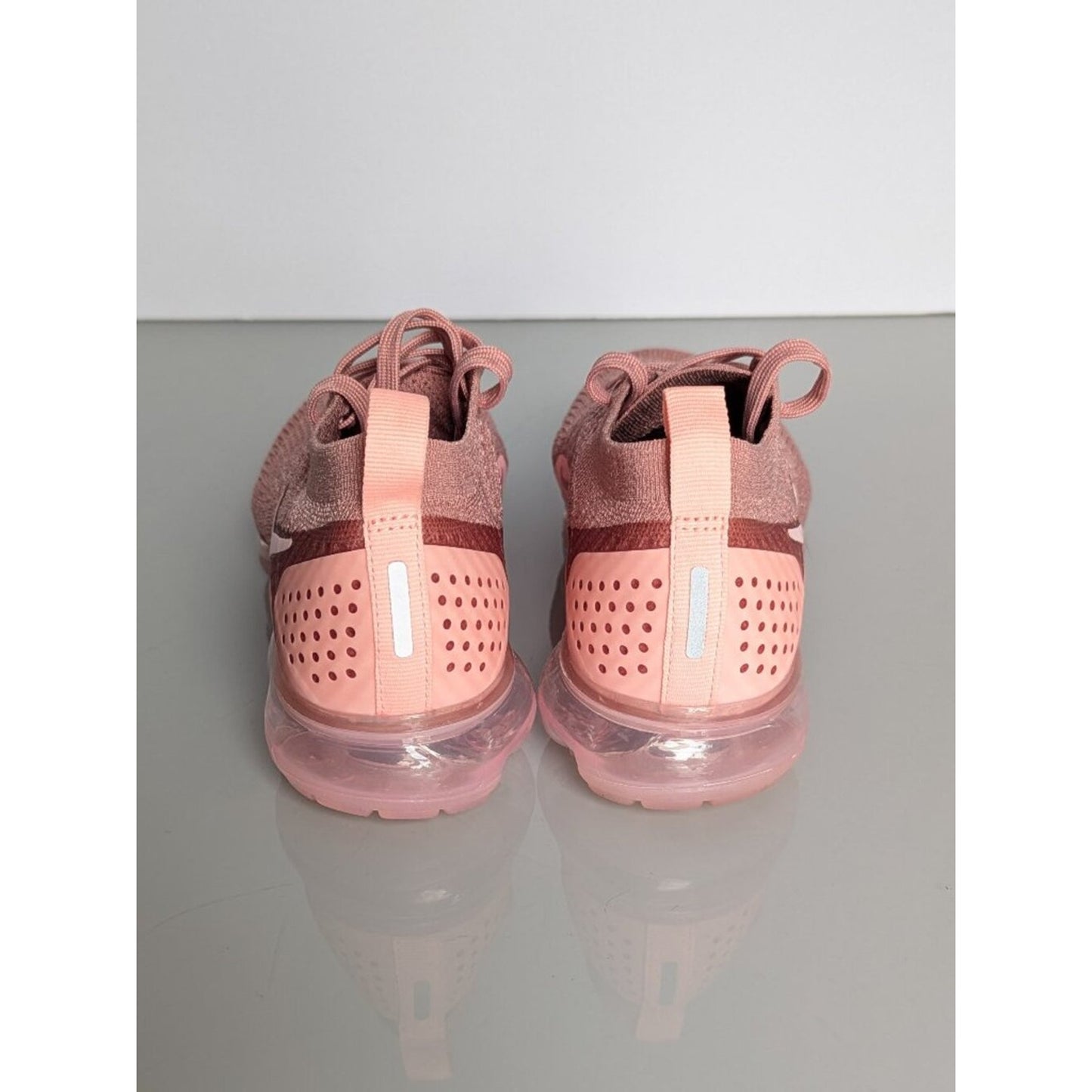Nike Air VaporMax Flyknit 2 Rose Gold Pink Sneakers – Women’s Size 7.5 Lace Up