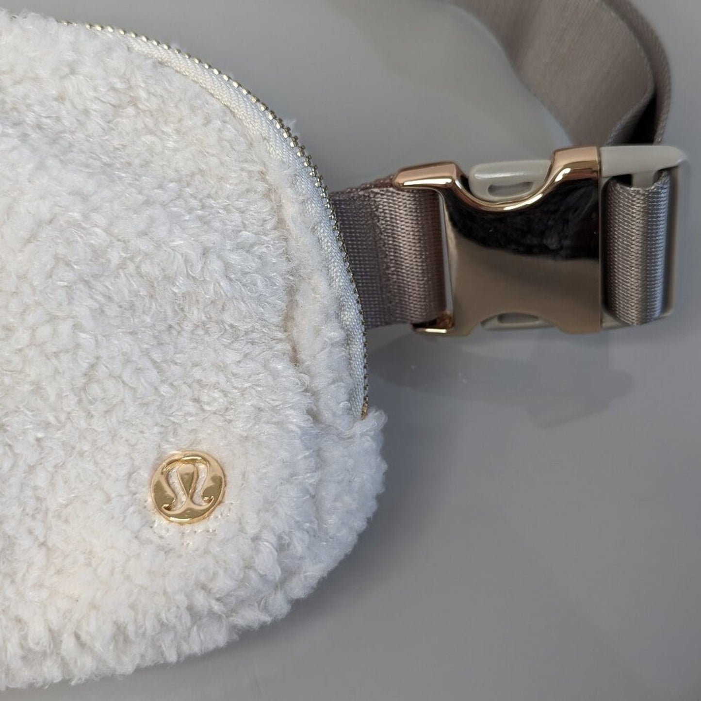 Lululemon Light Ivory Everywhere Fleece Belt Bag Adjustable Sherpa Zip Close