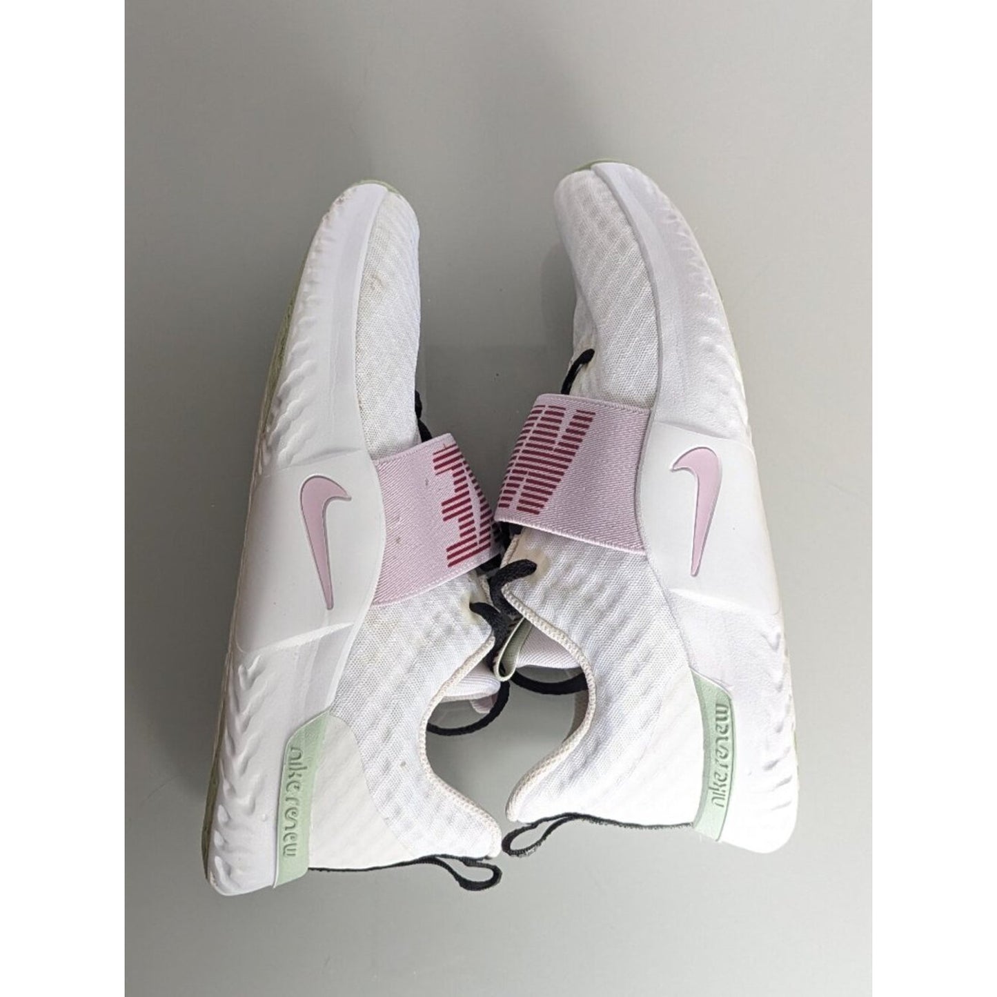 Nike In-Season TR 9 White Pink Training Sneaker Sz 7.5 Stretch Knit Large Logo