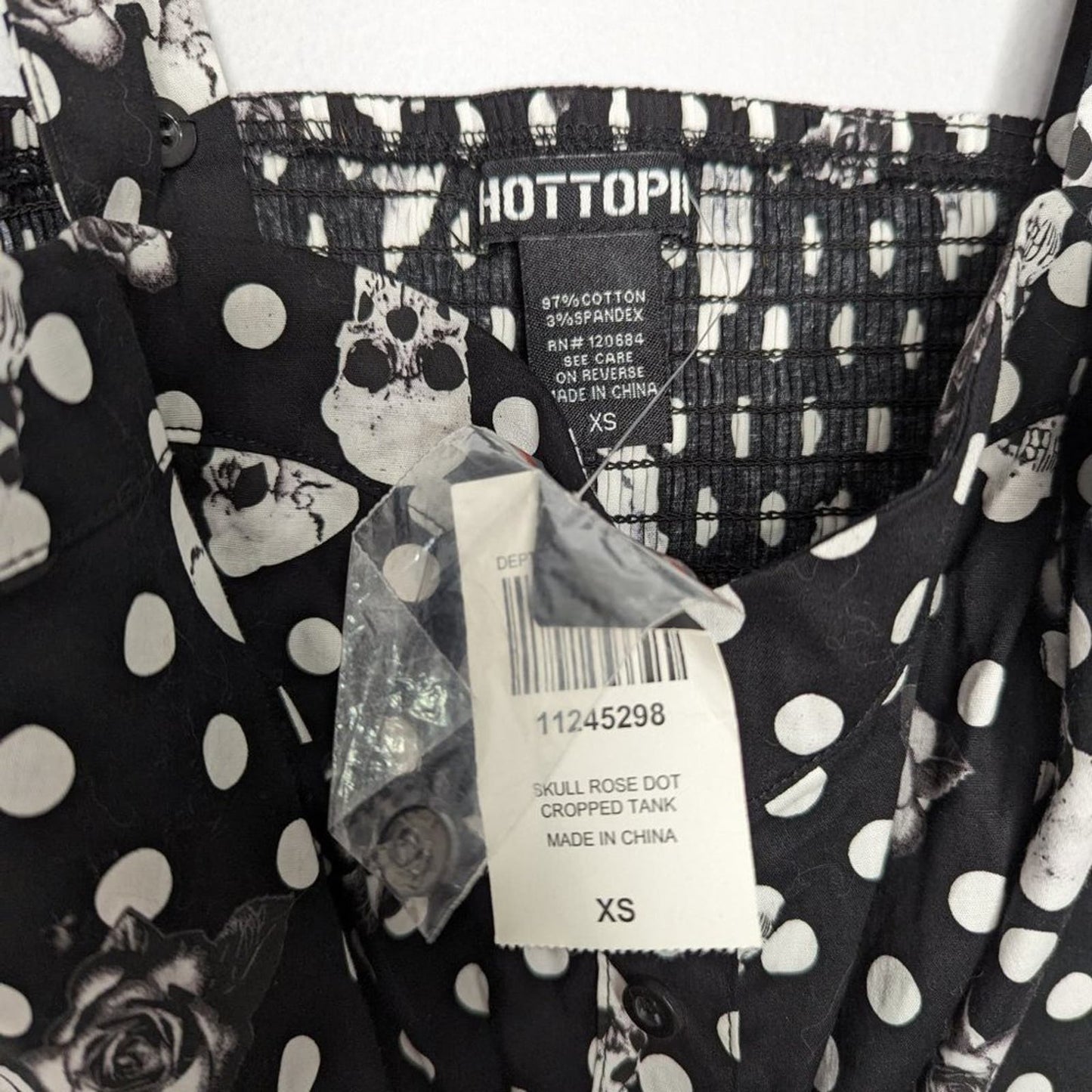 Hot Topic Black And White Skull And Roses Print Crop Top Tank Goth Punk XS NWT