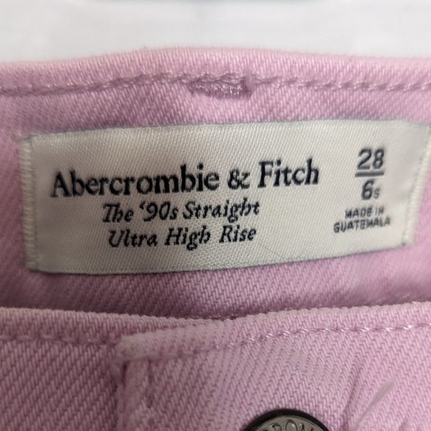 Abercrombie & Fitch Orchid Pink Ultra High Rise 90s Straight Jean Size 6 Short