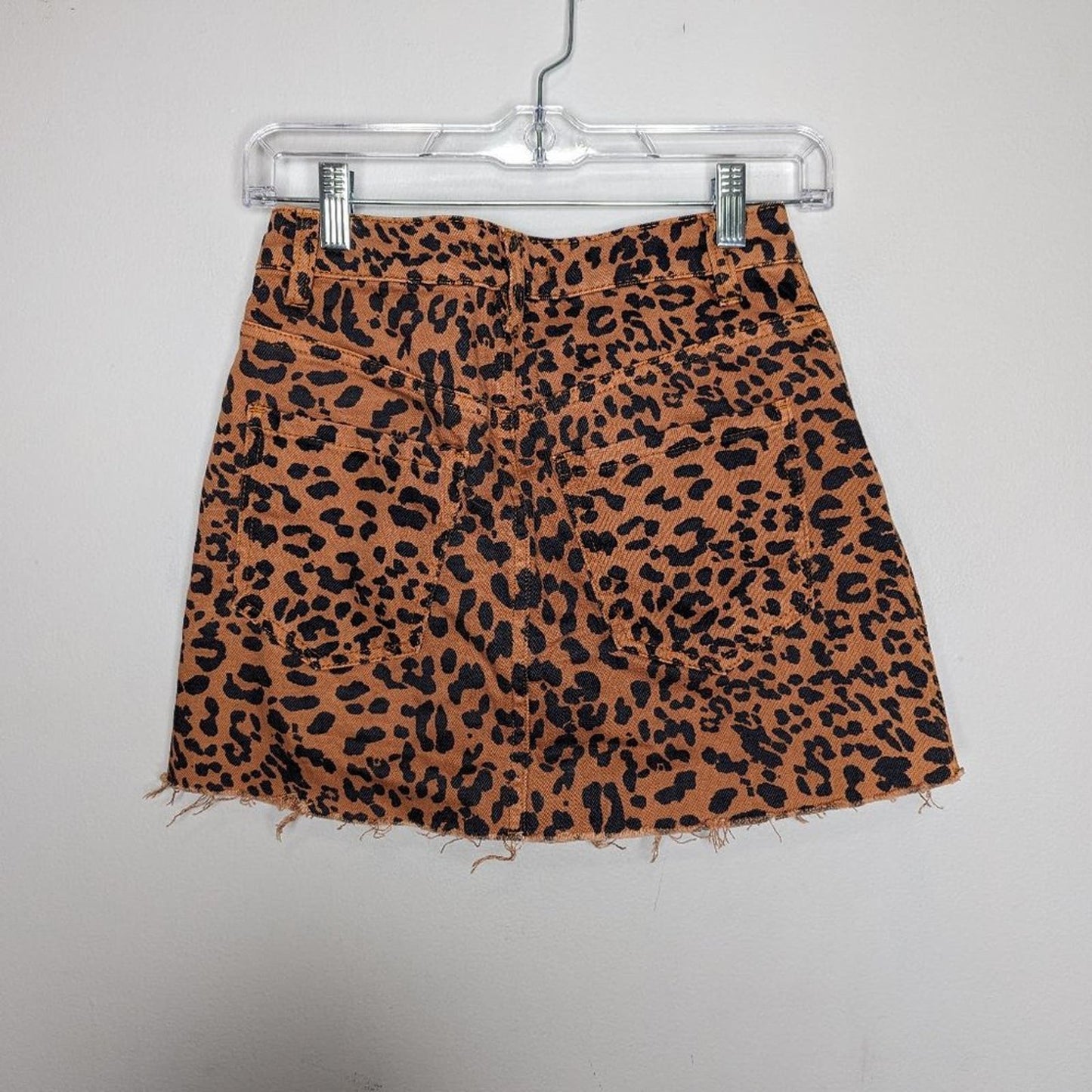 Free People Zip It Up Animal Print Denim Mini Skirt Raw Hem Pockets Size 24