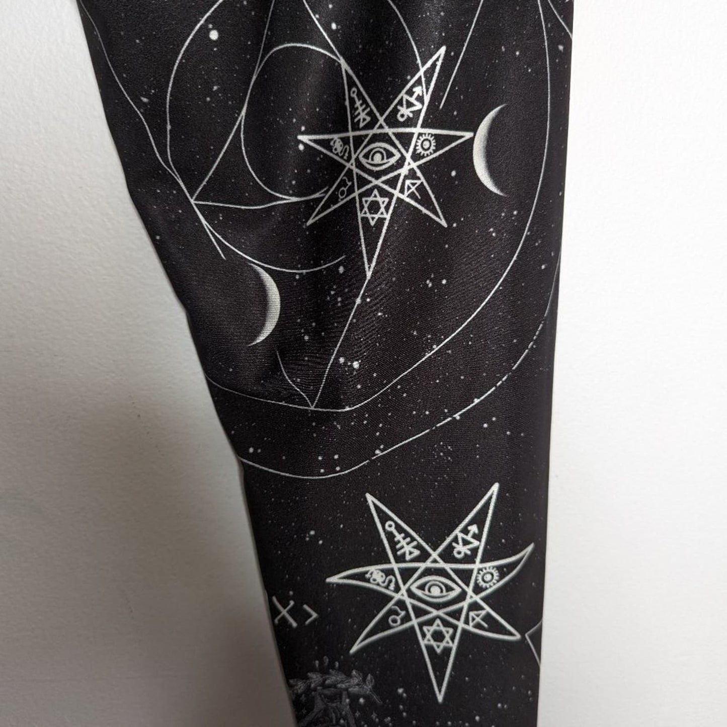 Spin Doctor Black Odessa Nights Celestial Skull Leggings Stars Moon Goth Size L