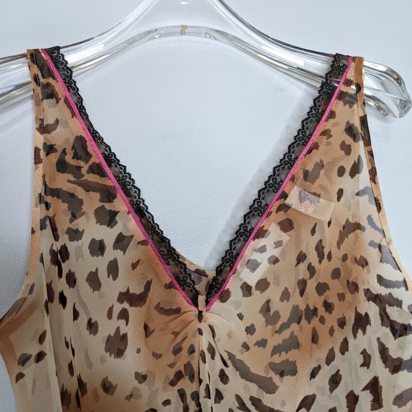 Lord & Taylor Vintage Tan Cami Tank Animal Print Lace Trim V-Neck Size L