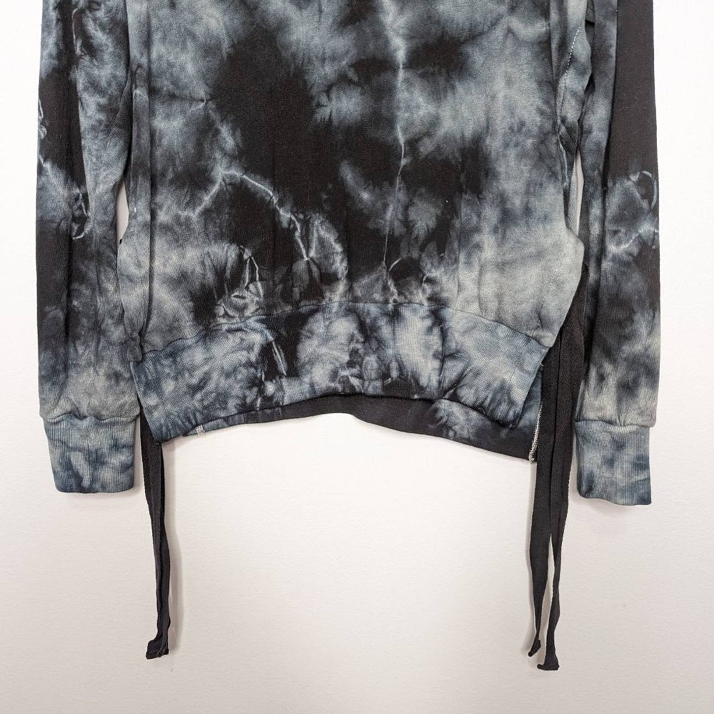 Pam & Gela Blue Black Tea Stain Tie Dyed Sweatshirt Side Slits with Ties