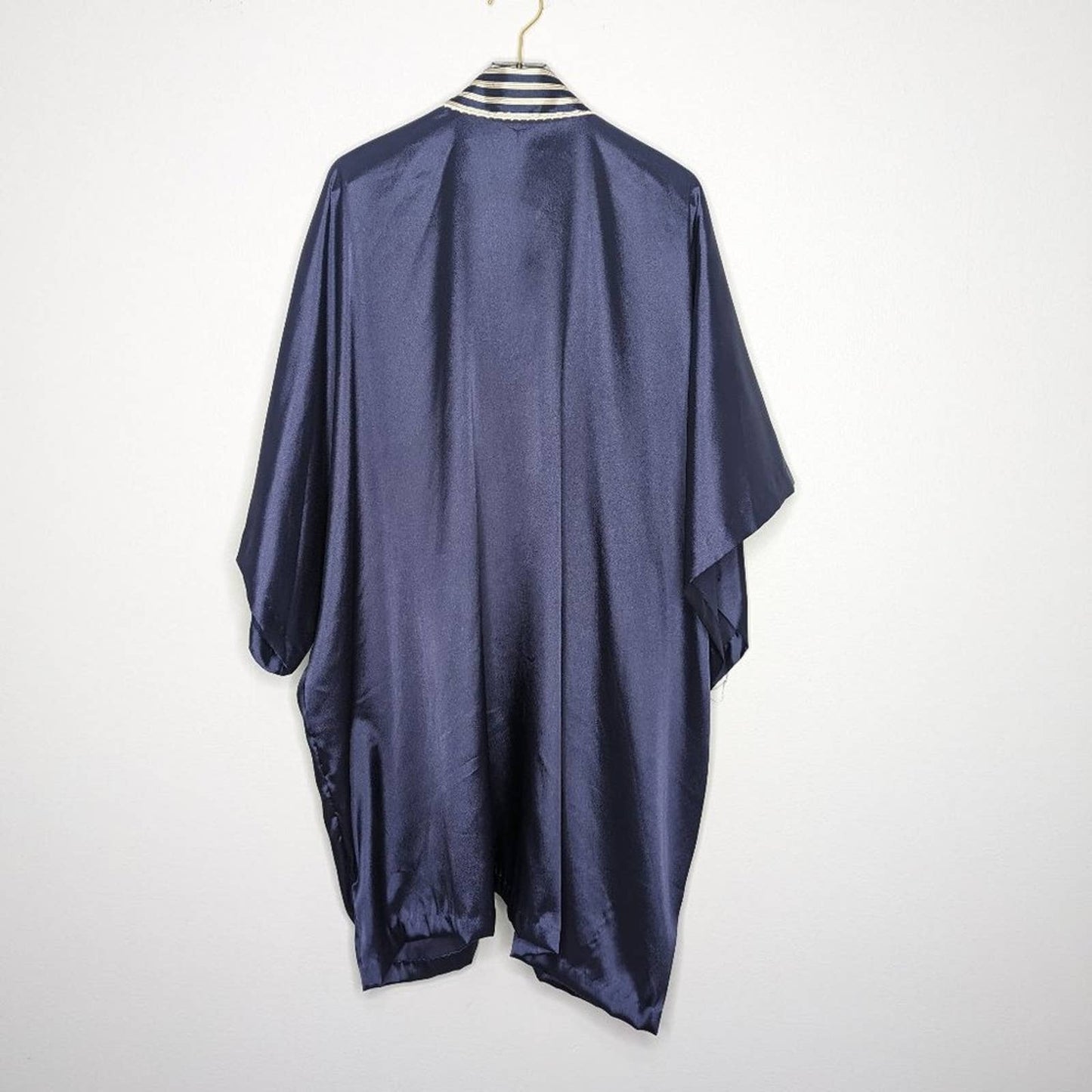 Natori Navy Blue Satin Short Kimono Sleeve Robe Open Front Striped Trim One Size