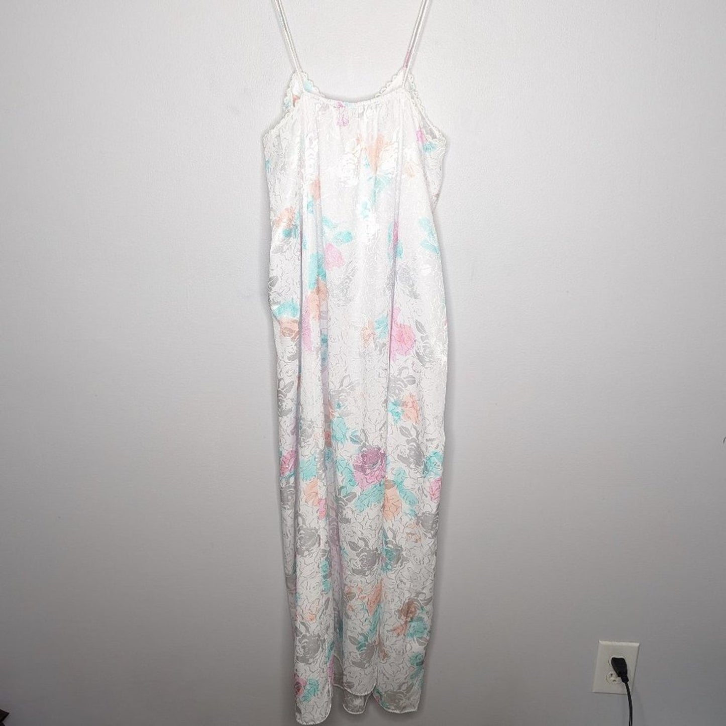 Mary McFadden Vintage White Satin Floral Print Maxi Slip Dress Nightgown Size M